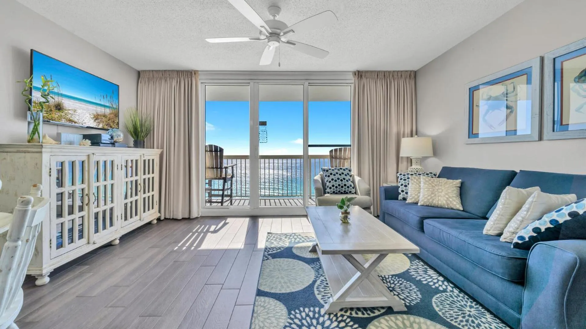 Pelican Beach Unit 1109 Apartmanhotel