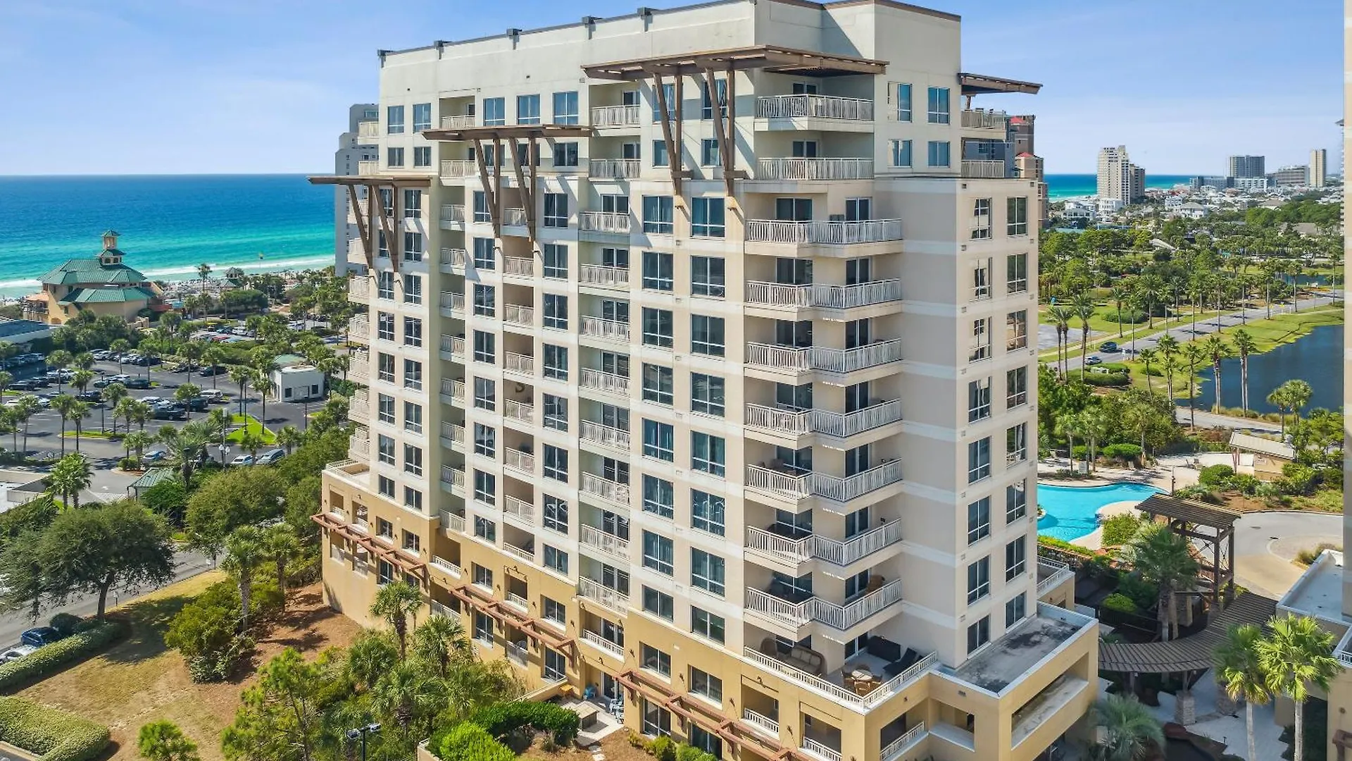 Luau At Sandestin Tower I & Ii Destin