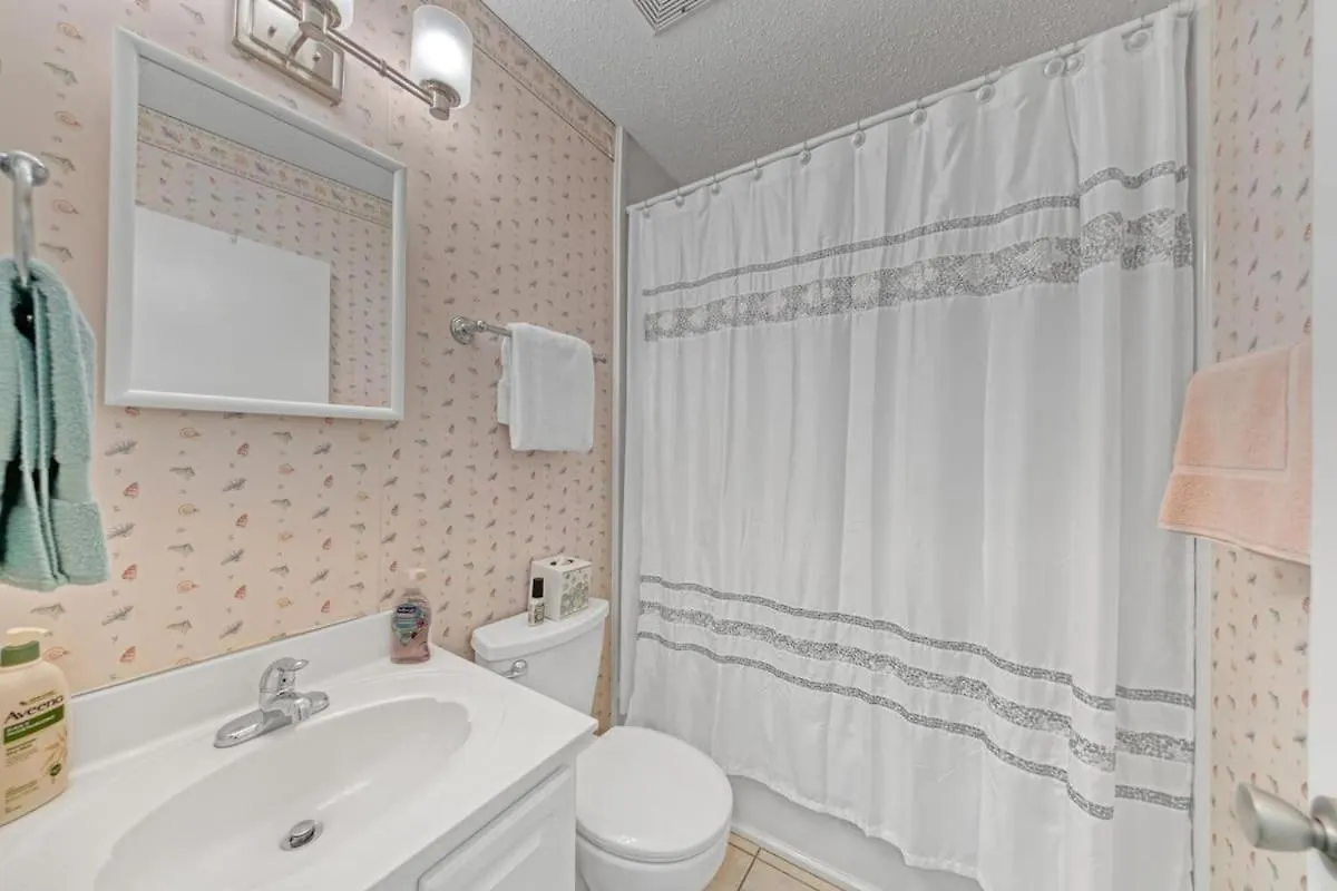 South Bay By The Gulf- Private Access, Community Pool, Foosball Holiday home *