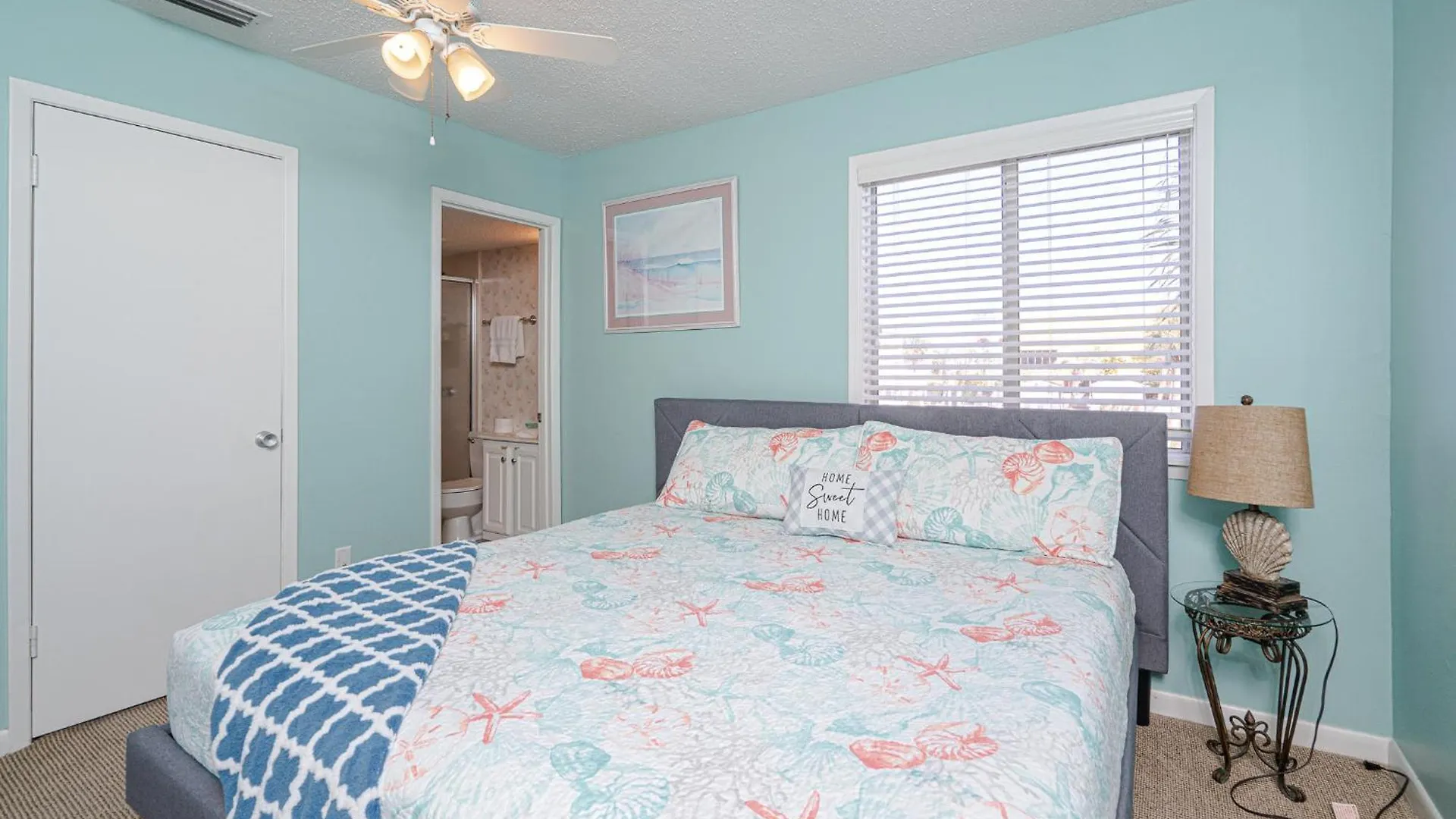 South Bay By The Gulf- Private Access, Community Pool, Foosball Holiday home