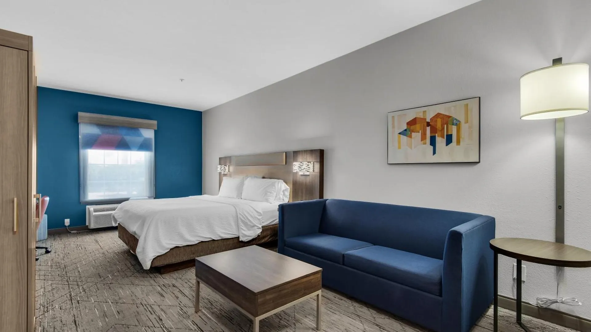 Express E - Commons Mall Area By Ihg Szálloda 2*