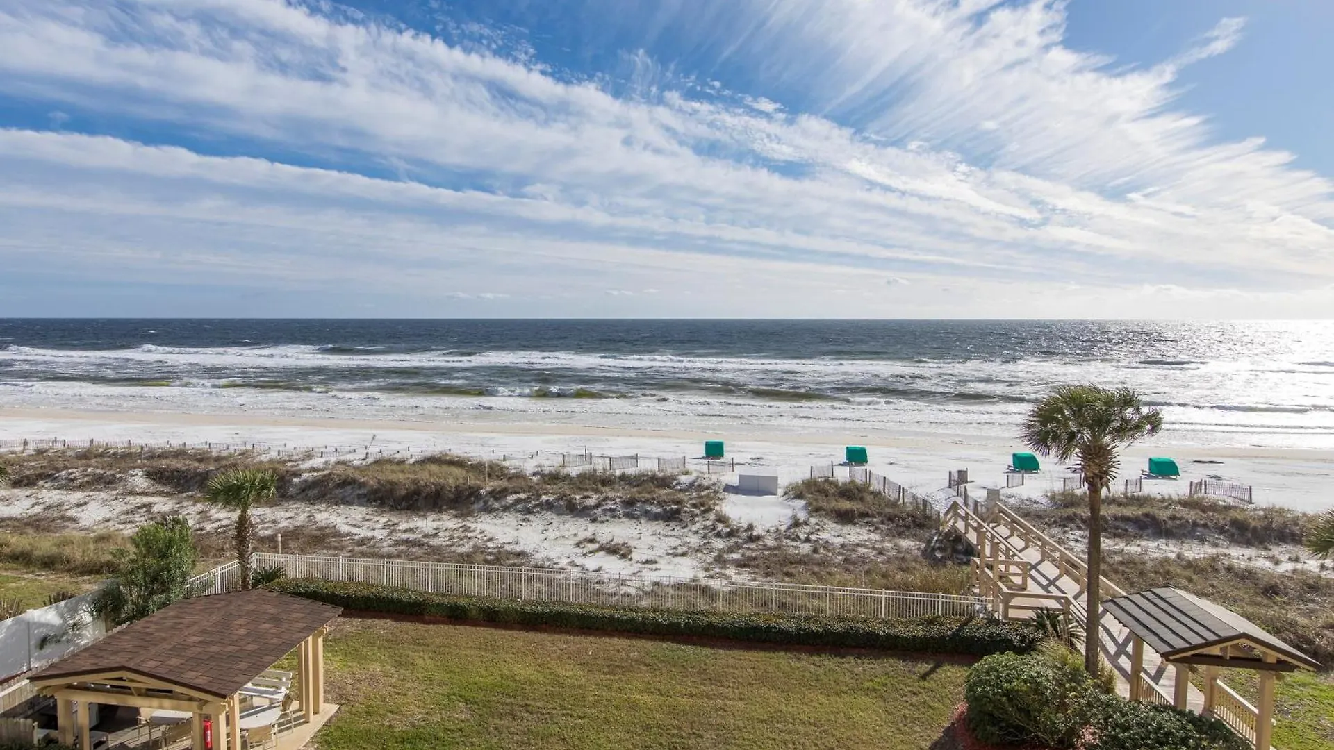 Apartamento Sterling Sands #711