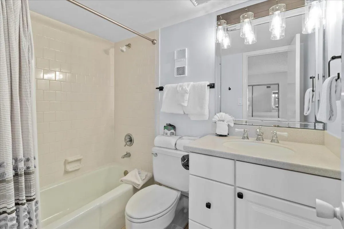 Surf And Racquet Unit 213 Holiday home Destin