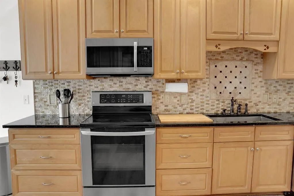 Dom wakacyjny Large House 4 Bedroom 3.5 Ba 130 To Pool