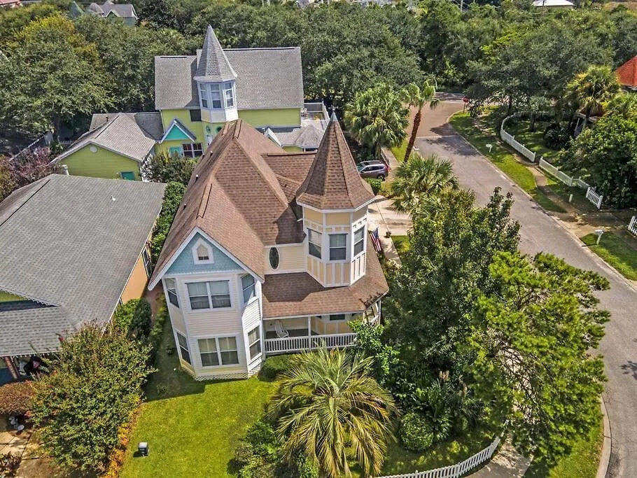 Large House 4 Bedroom 3.5 Ba 130 To Pool Dom wakacyjny