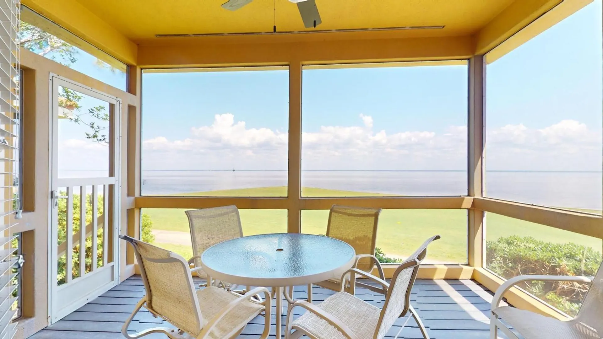 Vantage Point 34 Holiday home *