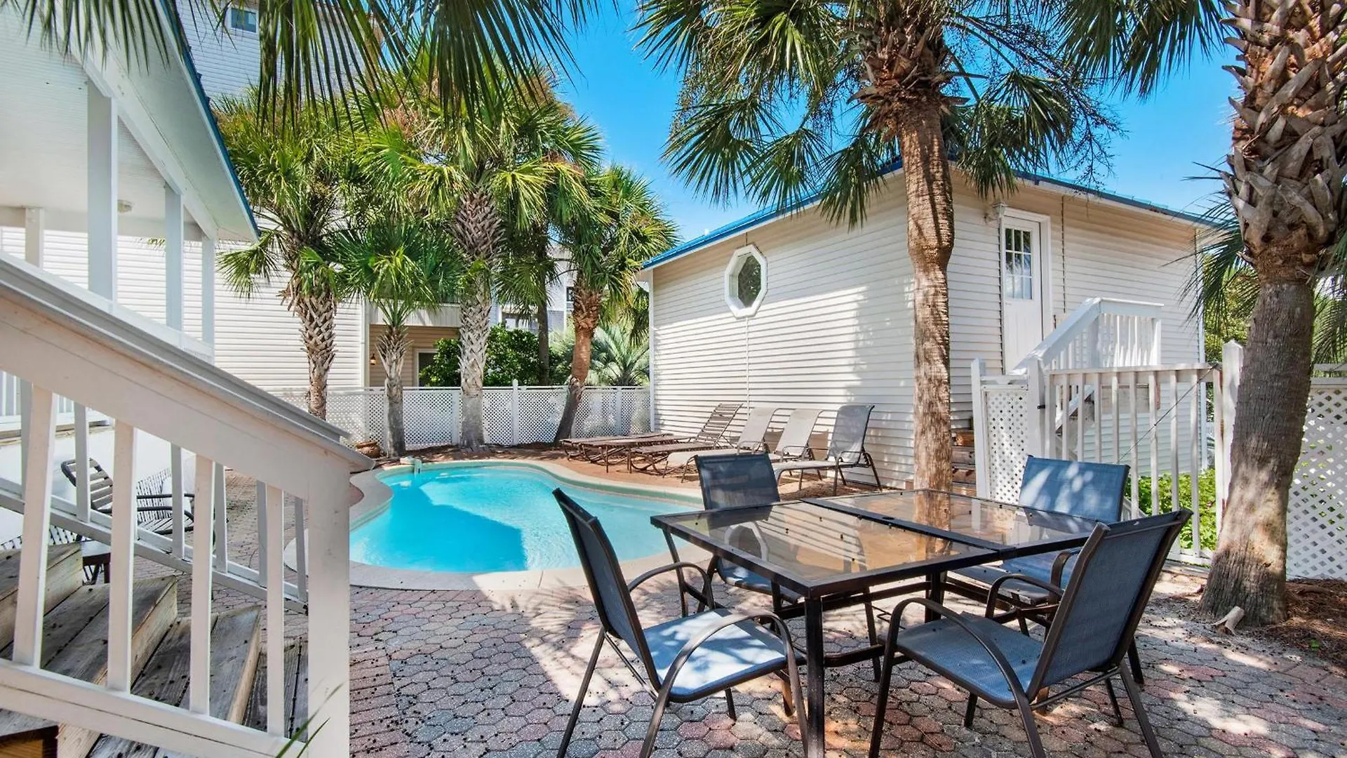 Holiday home Ocean Breezes *