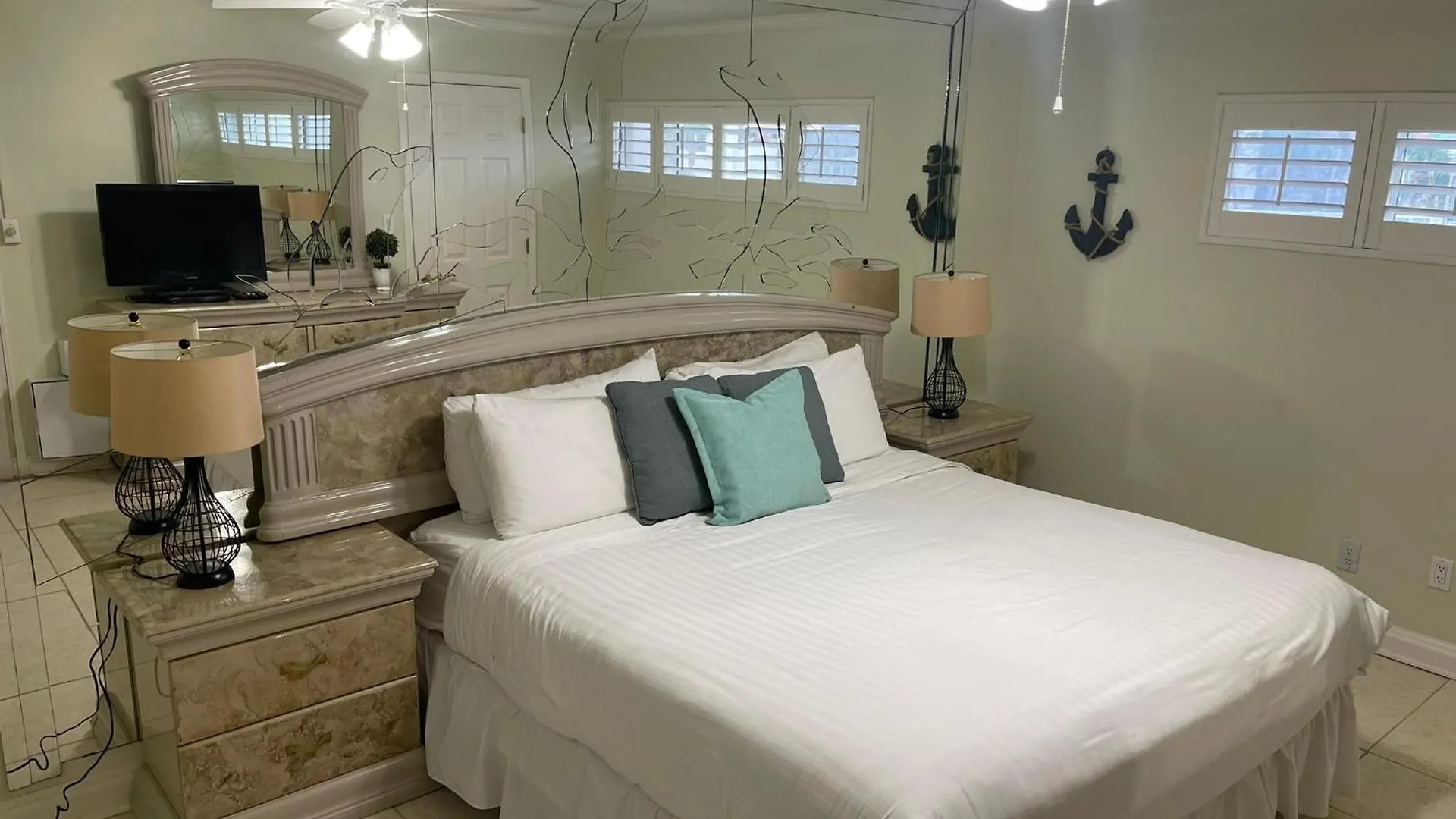 بيت للعطل Surf And Racquet Unit 214 دستين