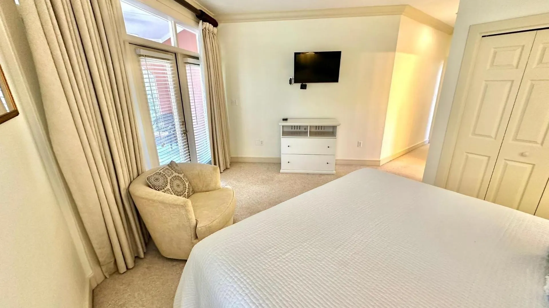 5403 Tivoli Terrace Holiday home *