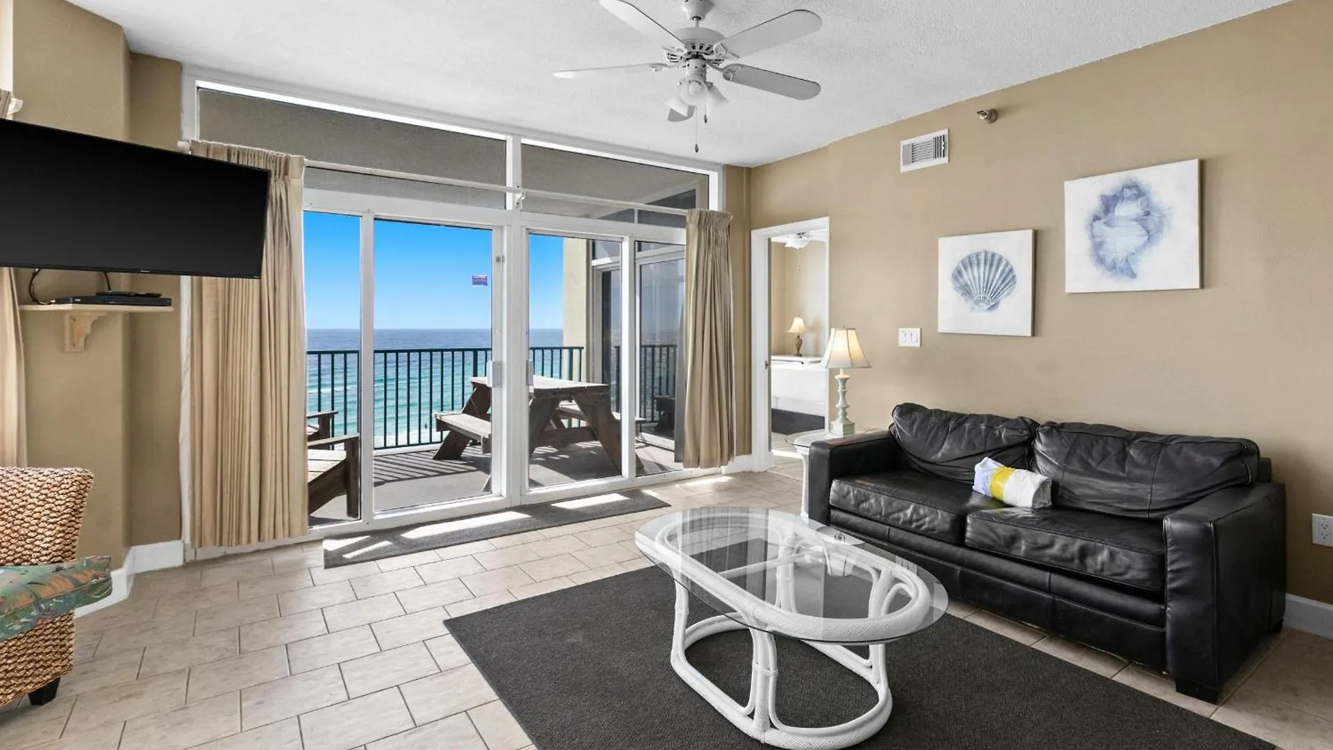 Holiday home Jade East Towers 0520