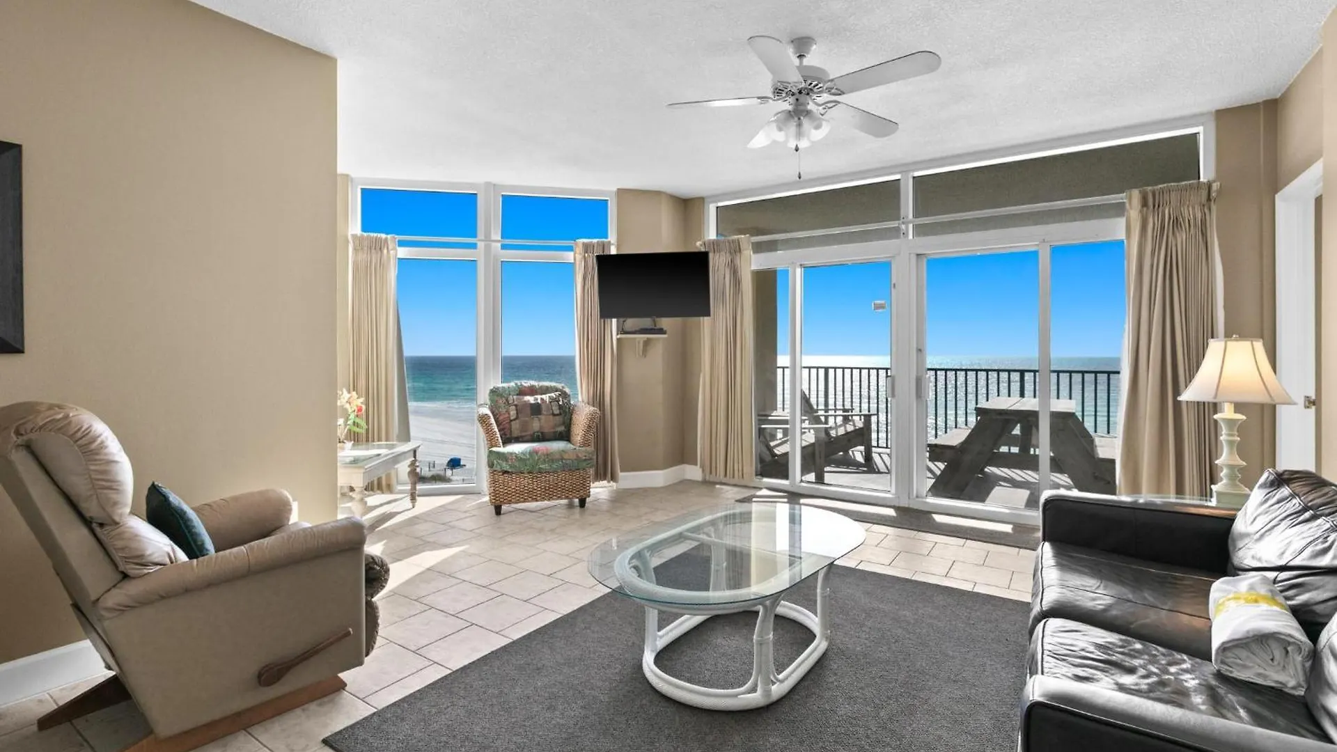 Holiday home Jade East Towers 0520