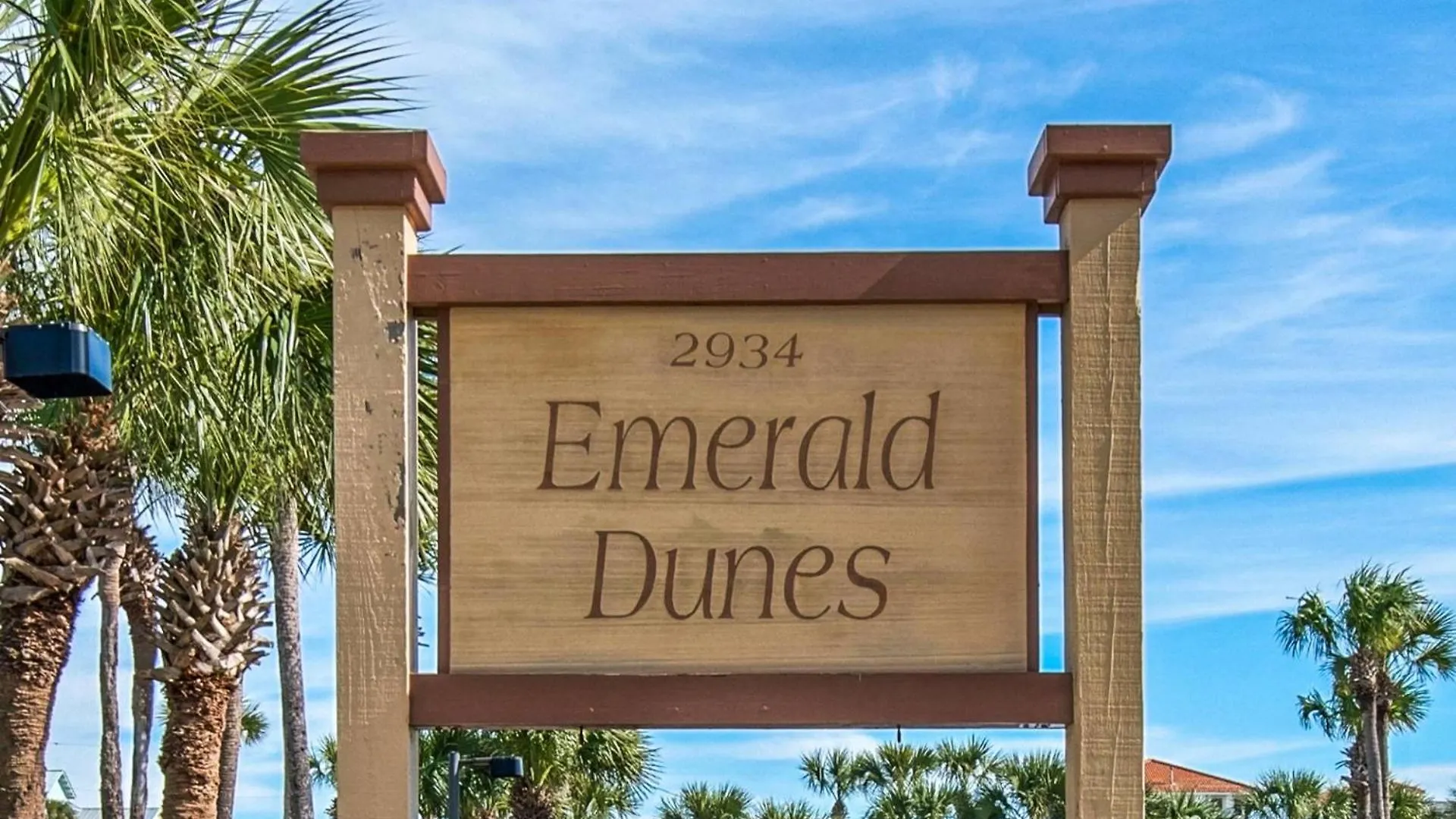 Emerald Dunes # 101 *