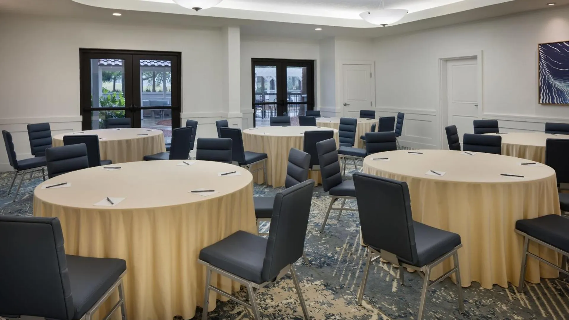 Courtyard By Marriott Sandestin At Grand Boulevard Hotel 3*