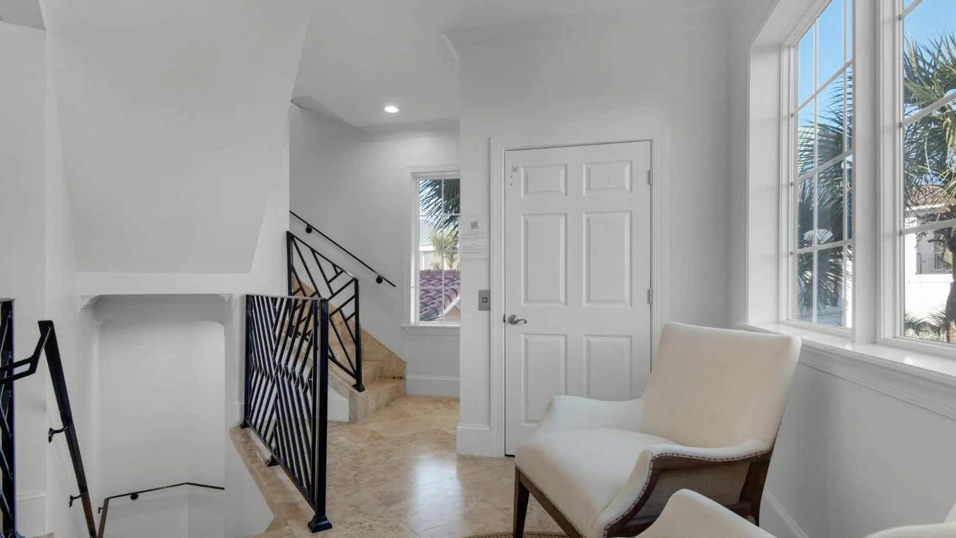 Jewel In The By Newman-dailey *