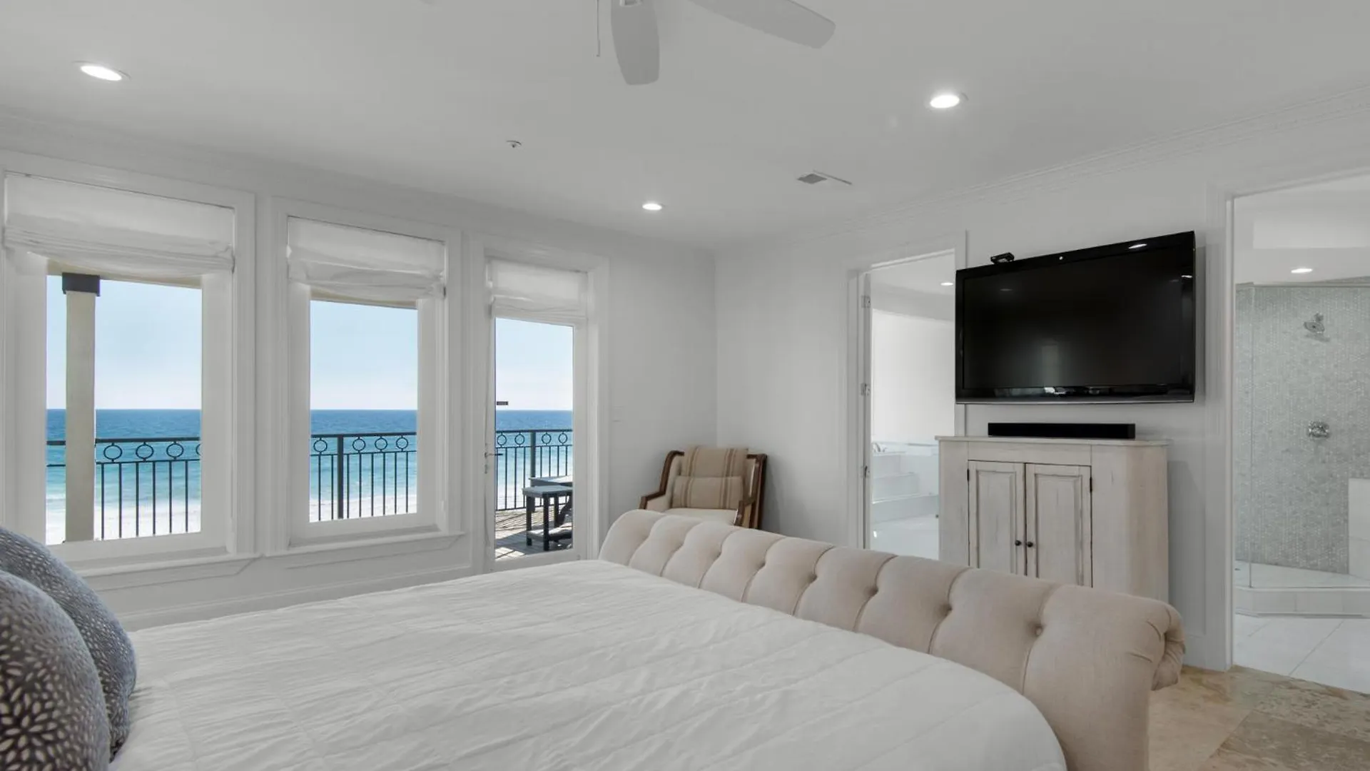 Jewel In The By Newman-dailey Holiday home Destin