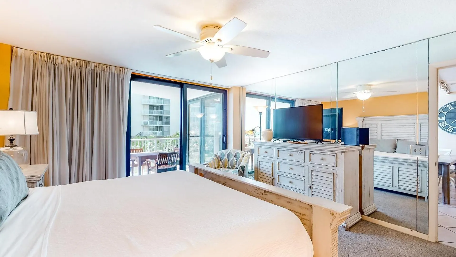 The Mainsail * Destin