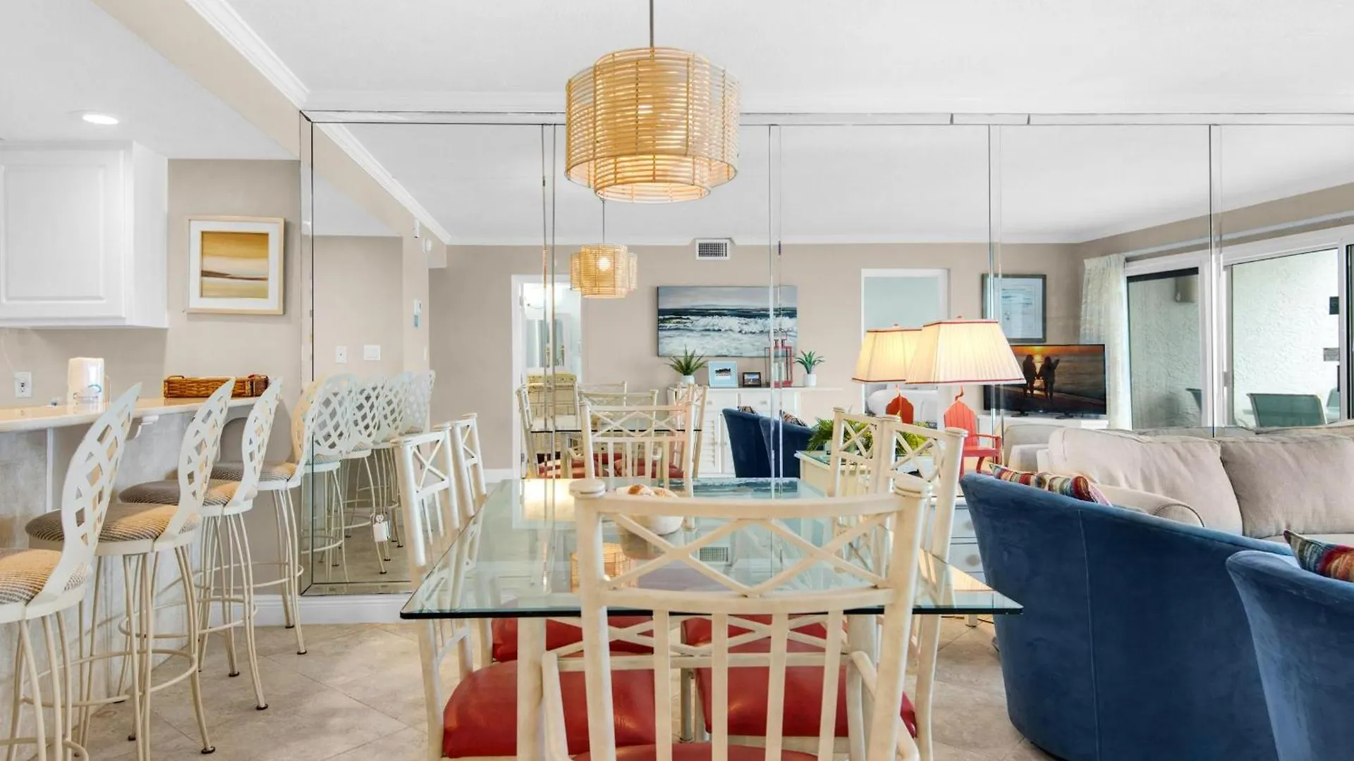 Apartment House 204a *