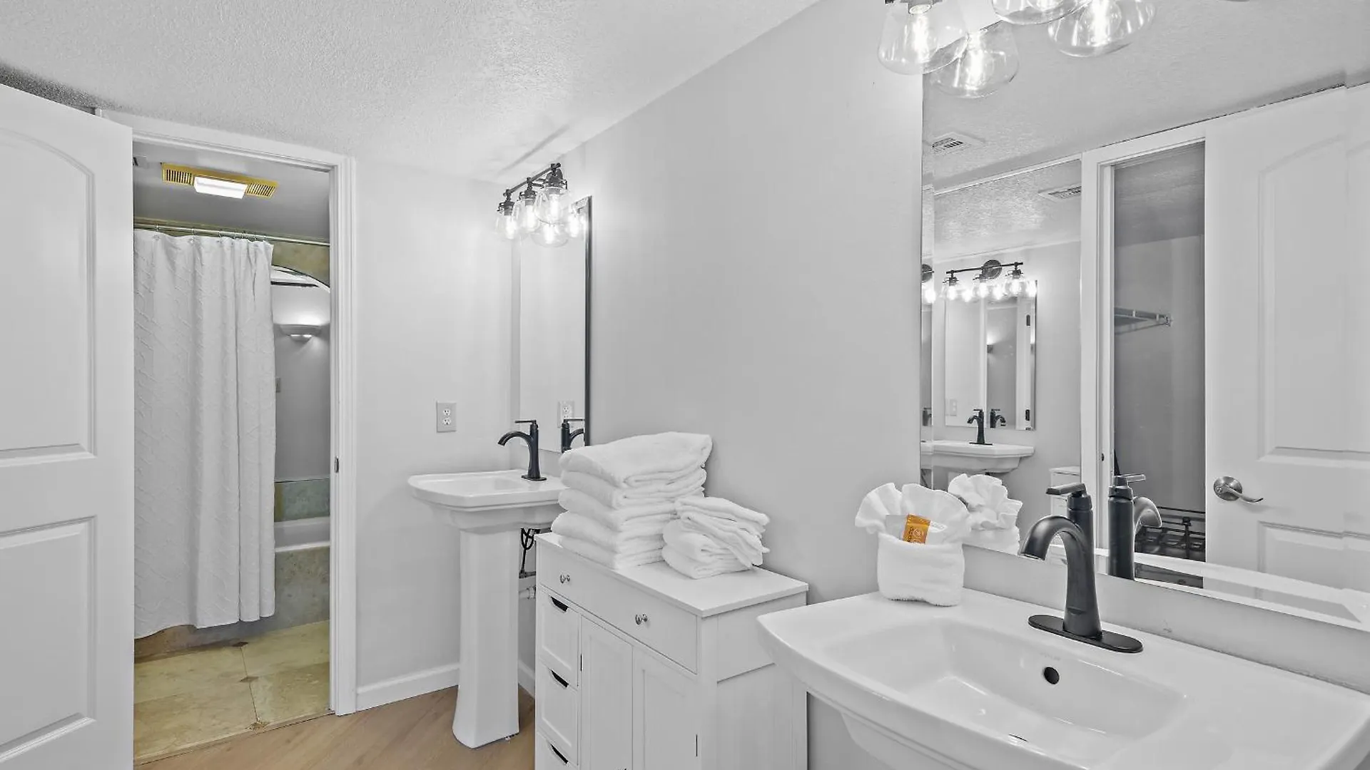 East Pass Towers 303n Apartment *