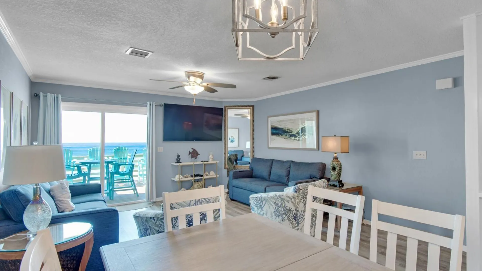 Seamist Townhomes 6 By Newman-dailey