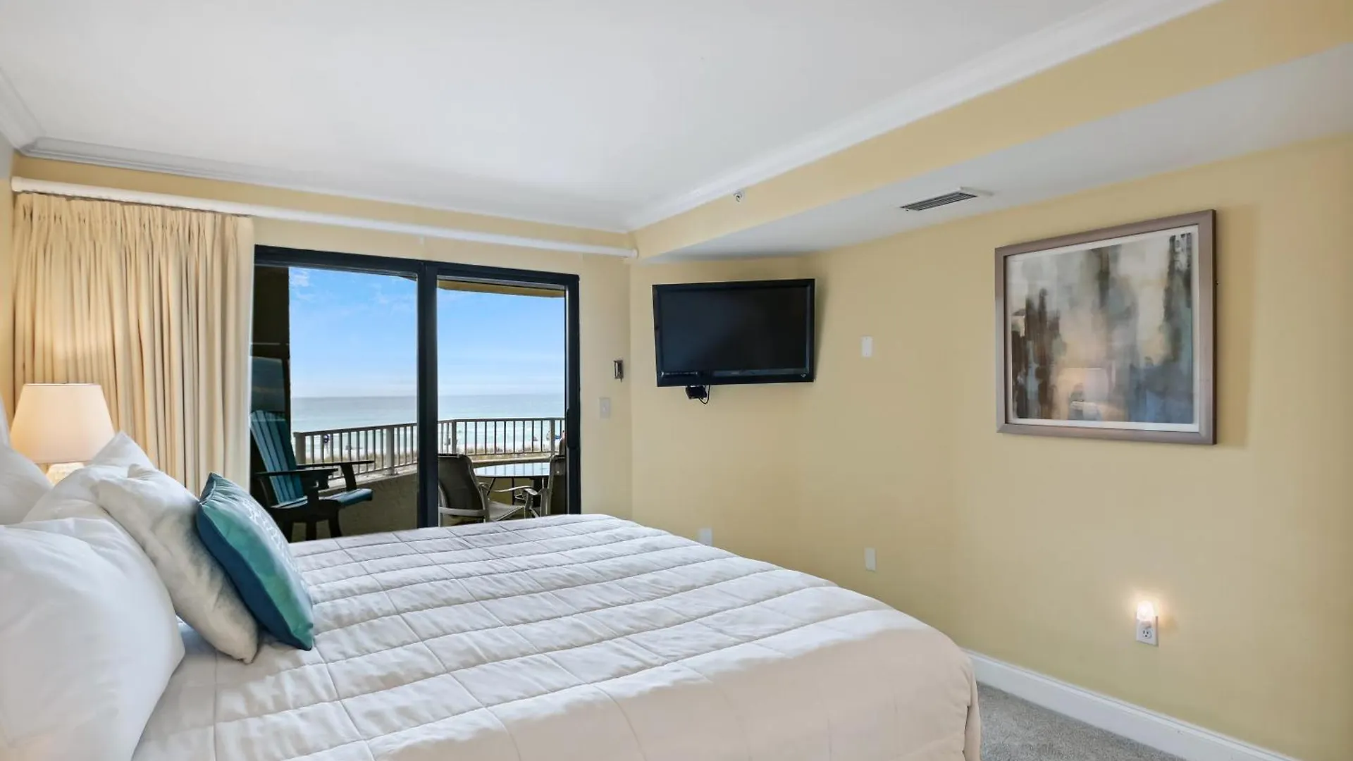 Inlet Reef 102- By Isle Apartment Destin