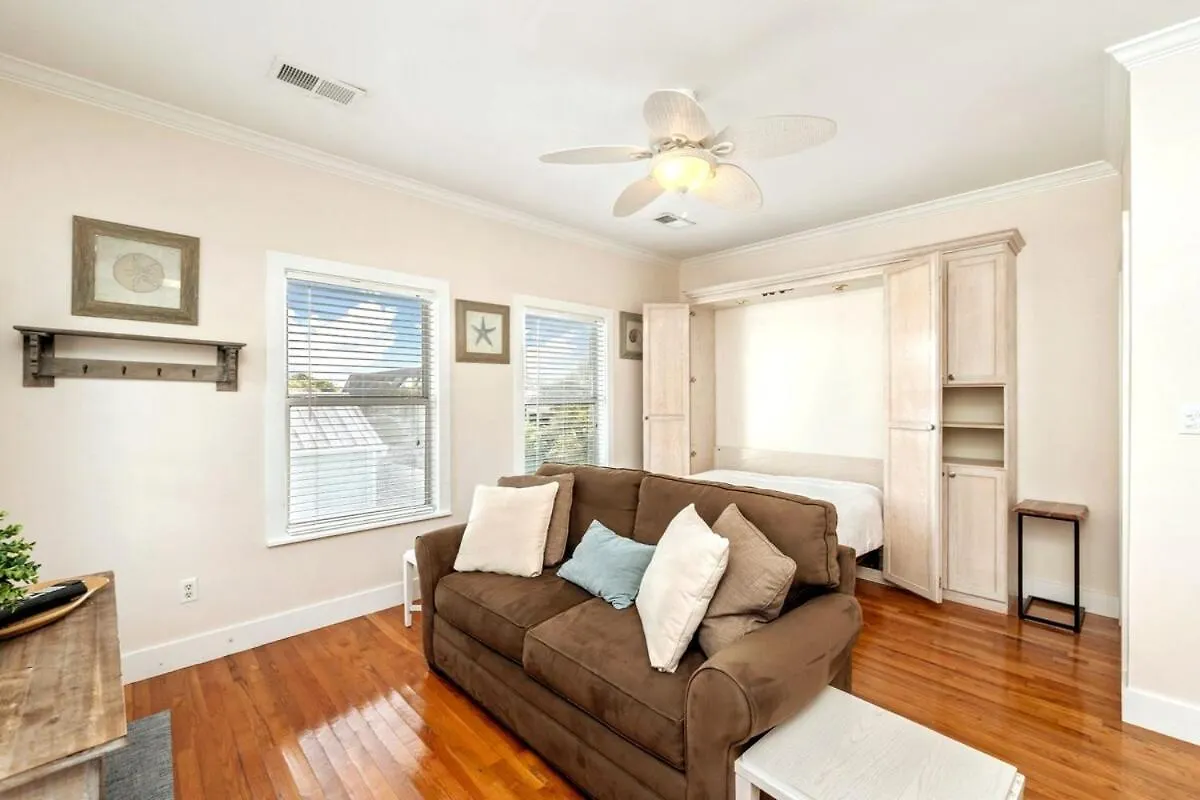 Holiday home Sunfish Summer Gated Private Pool *