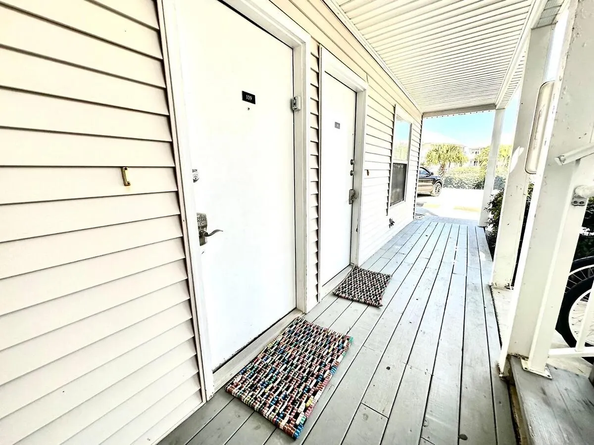 Peaceful Paradise Steps To Pool & Hot Tub Casa de Férias Destin