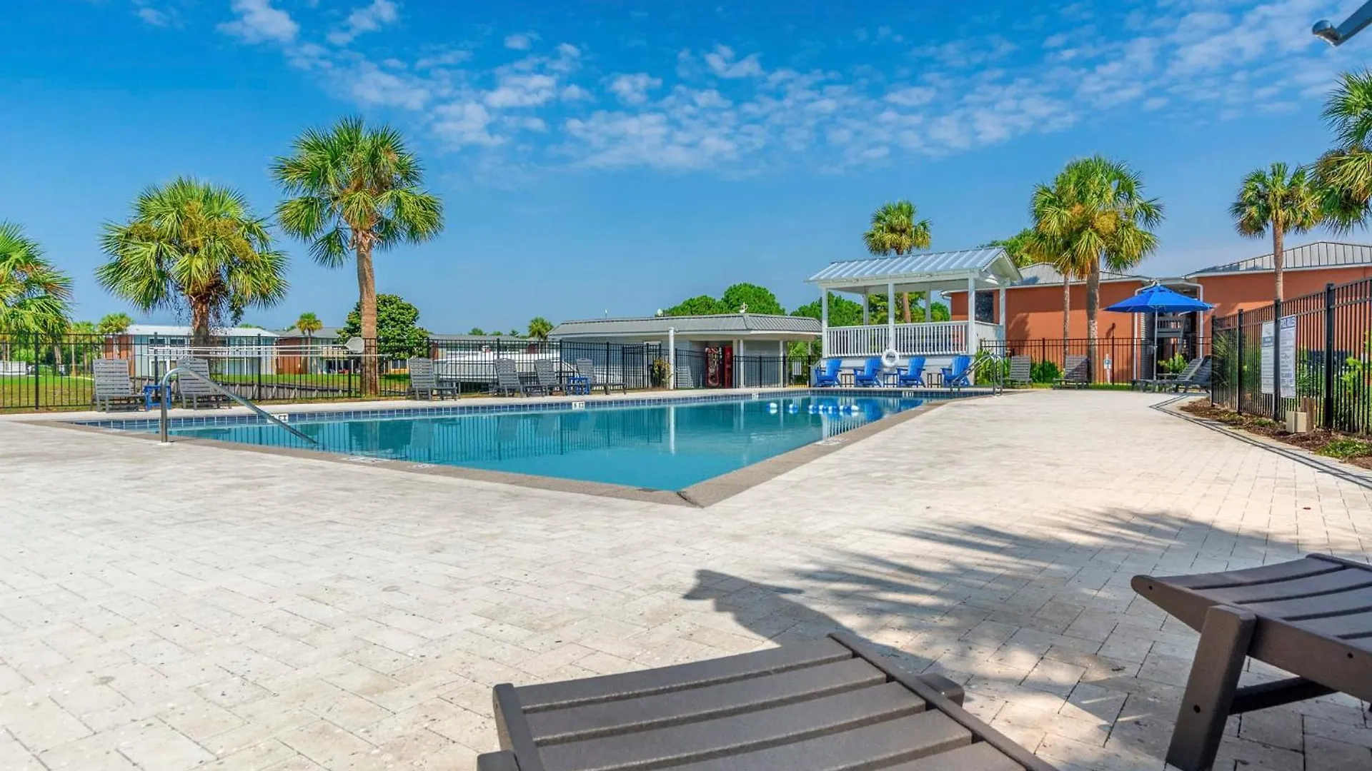 Sapphire Sands 3 Pools Pet Friendly Semesterbostad