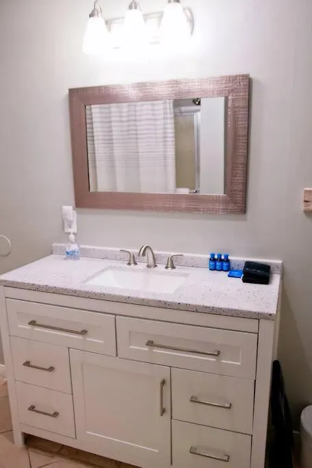Private With Seasonal Chair Service And Heated Pool Apartment Destin