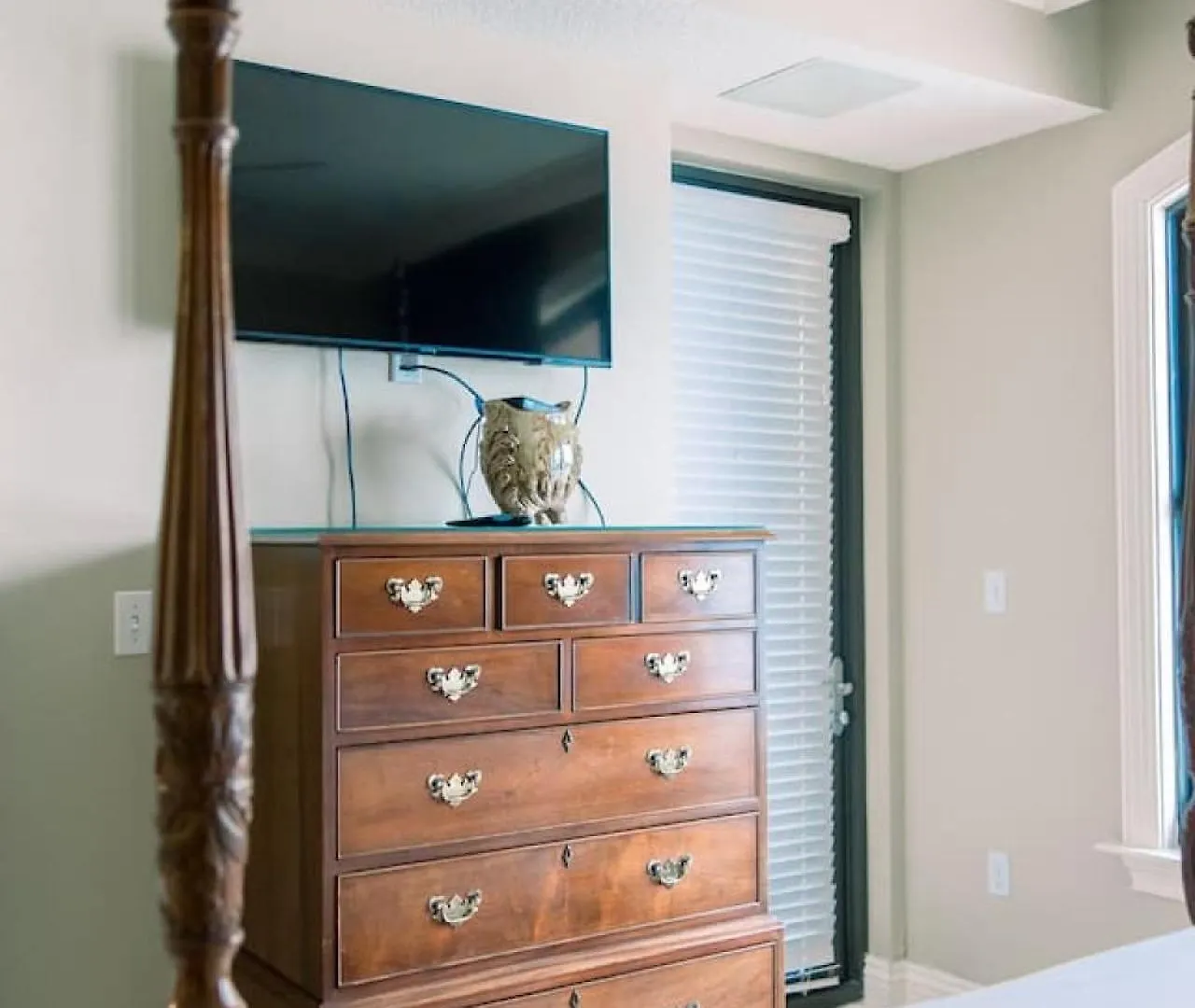 Harborwalk Village Two Bedroom Vacation Apartment Destin