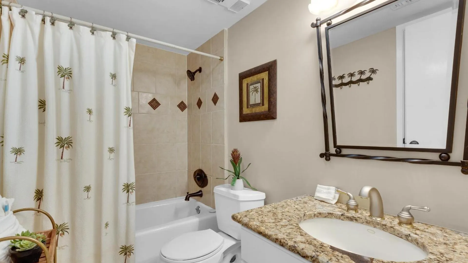 Apartment East Pass 308