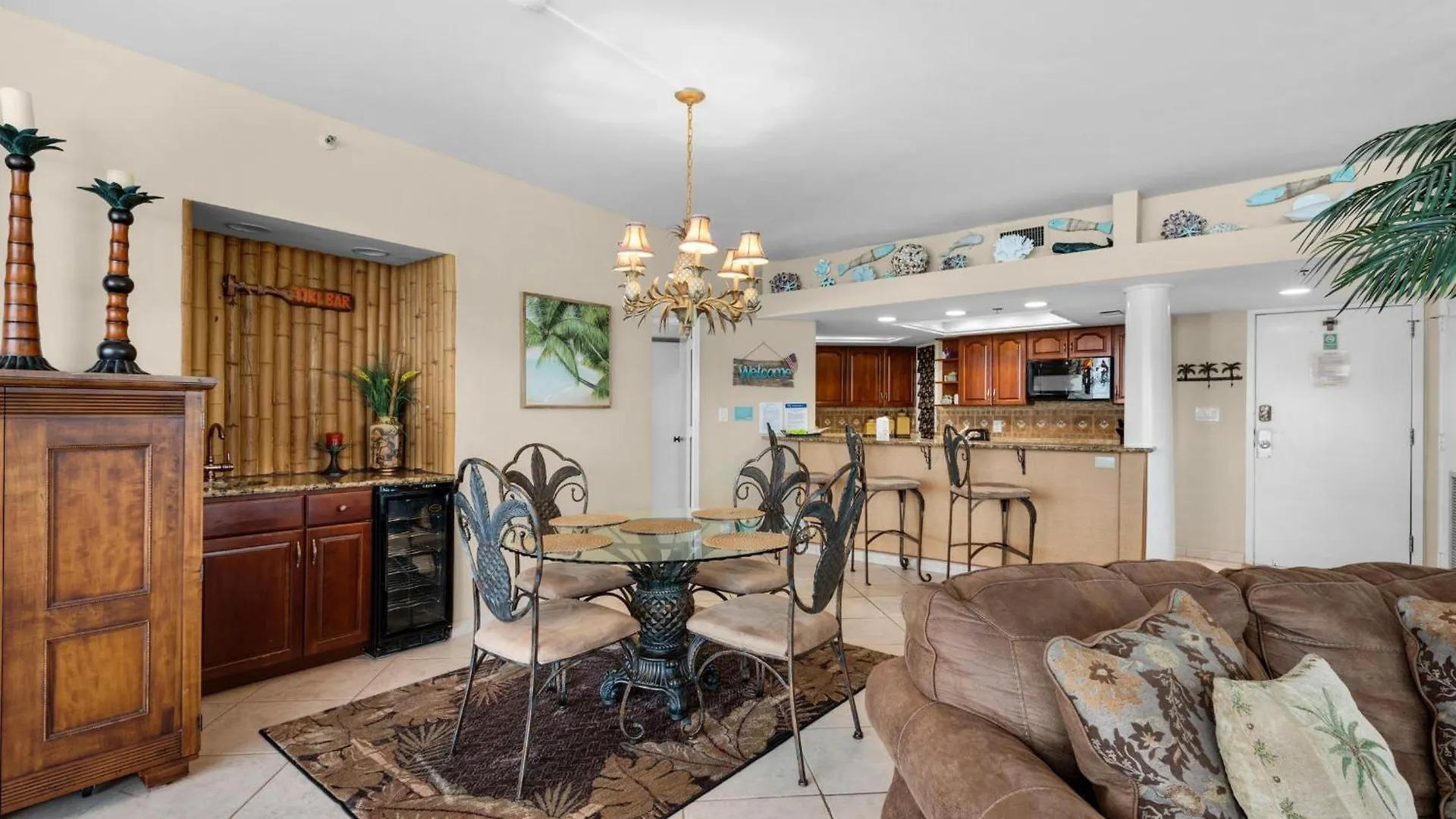 East Pass 308 Apartment