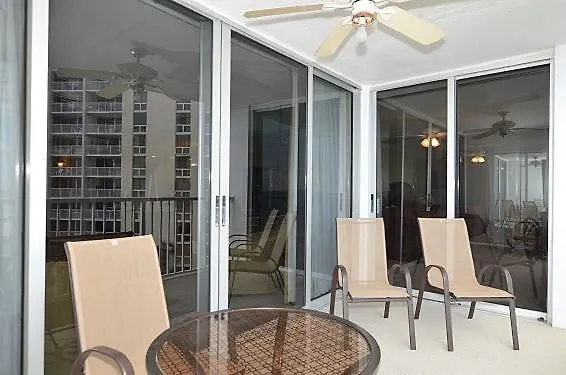 2054 Shoreline Towers Front Spacious With Open Balcony * 데스틴