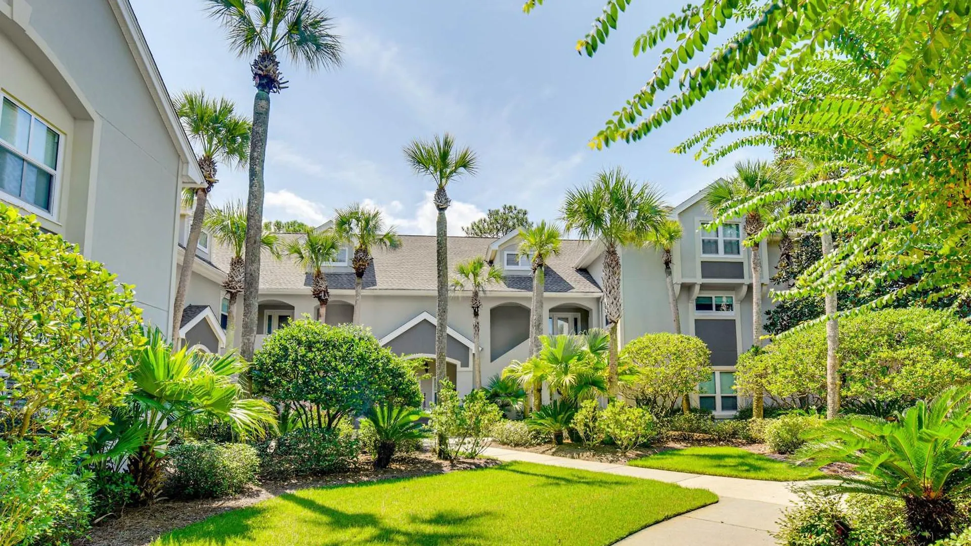Sandestin With 6-seater Golf Cart Apartment *