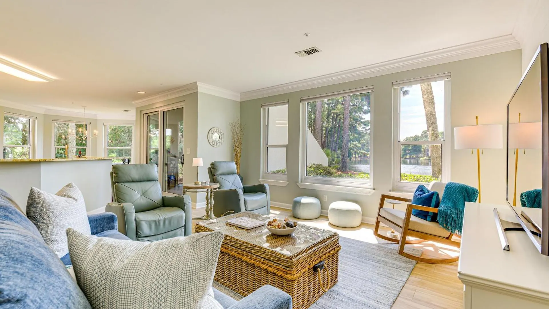 Sandestin With 6-seater Golf Cart Apartment *