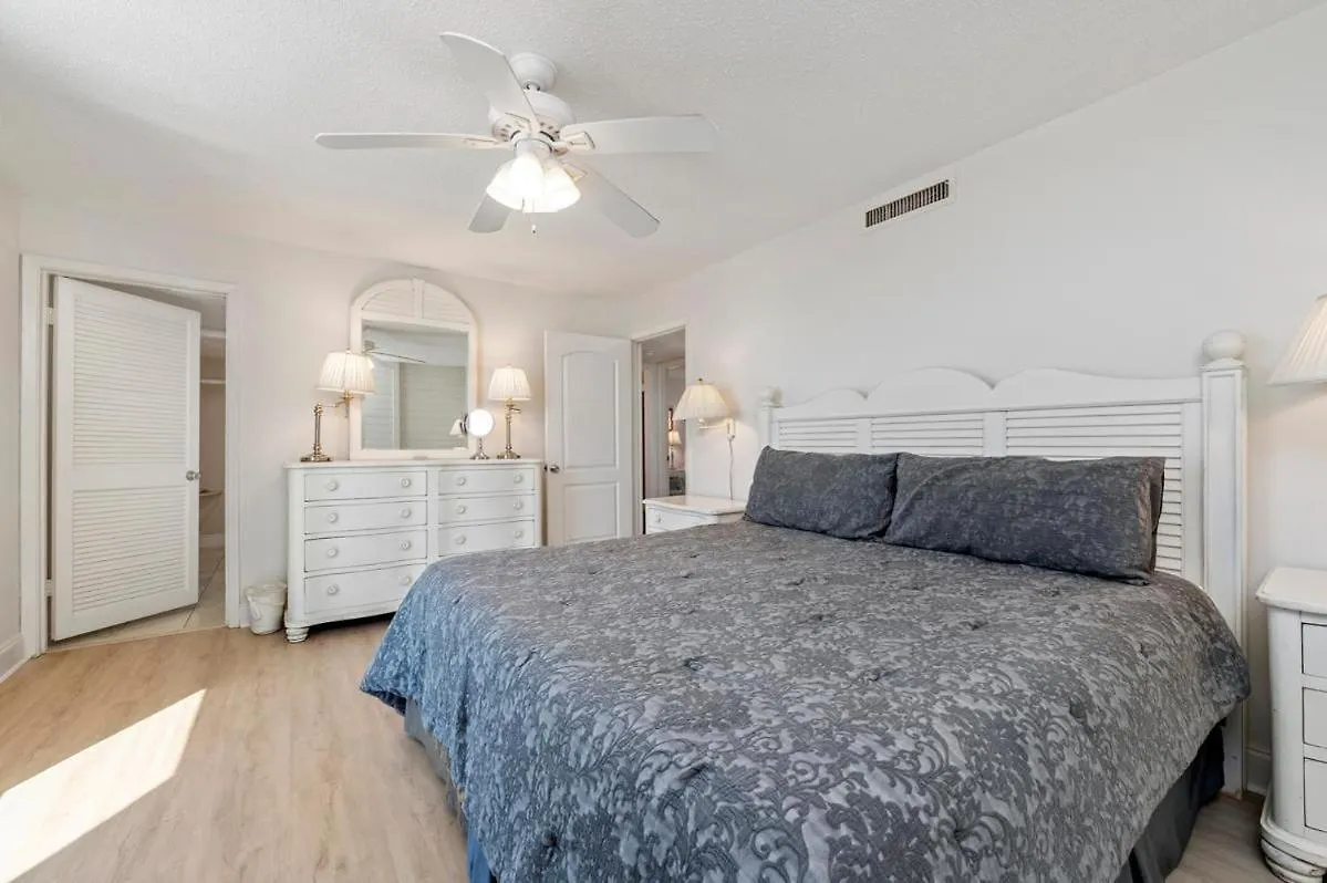 2036 - Shoreline Towers Beachfront Free Setup *