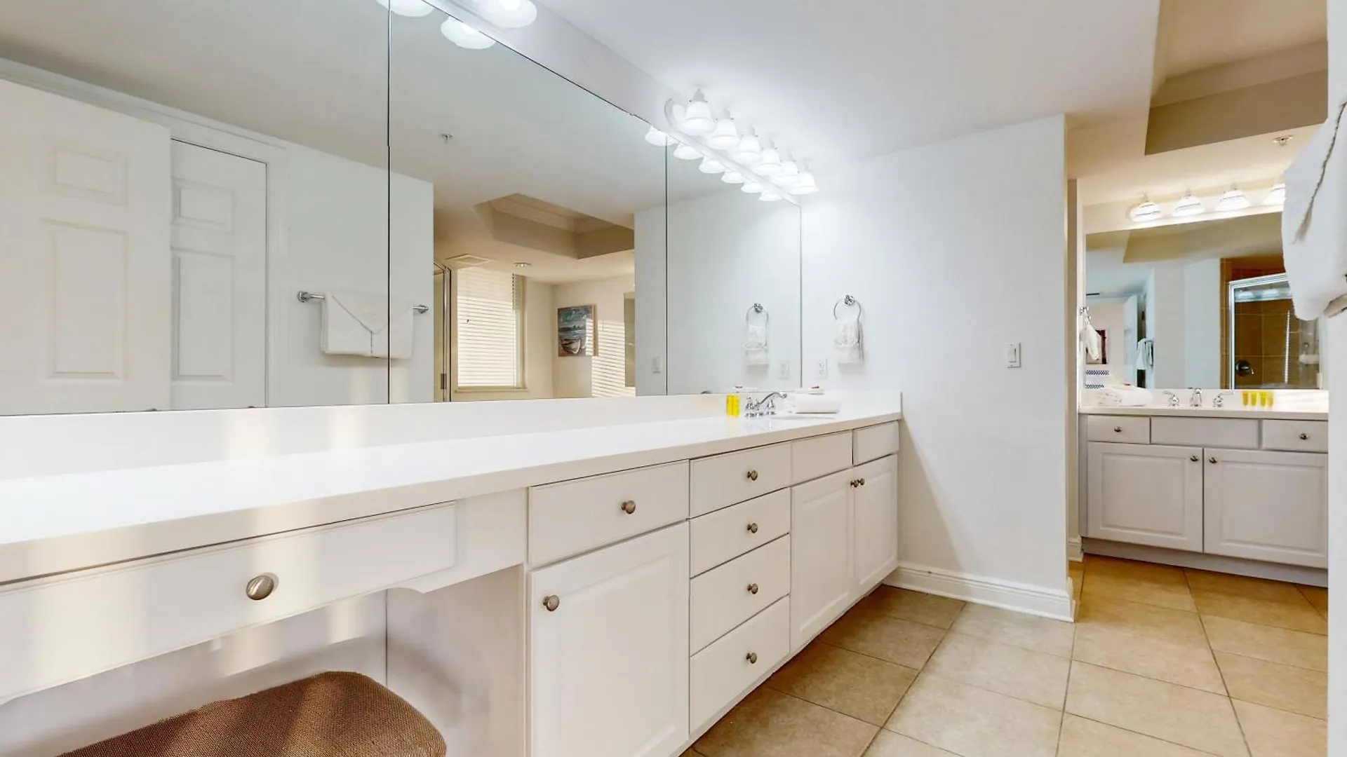 Apartment St Lucia At Silver Shells *