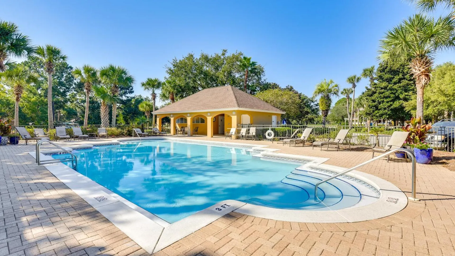 Sandestin With 6-seater Golf Cart Destin