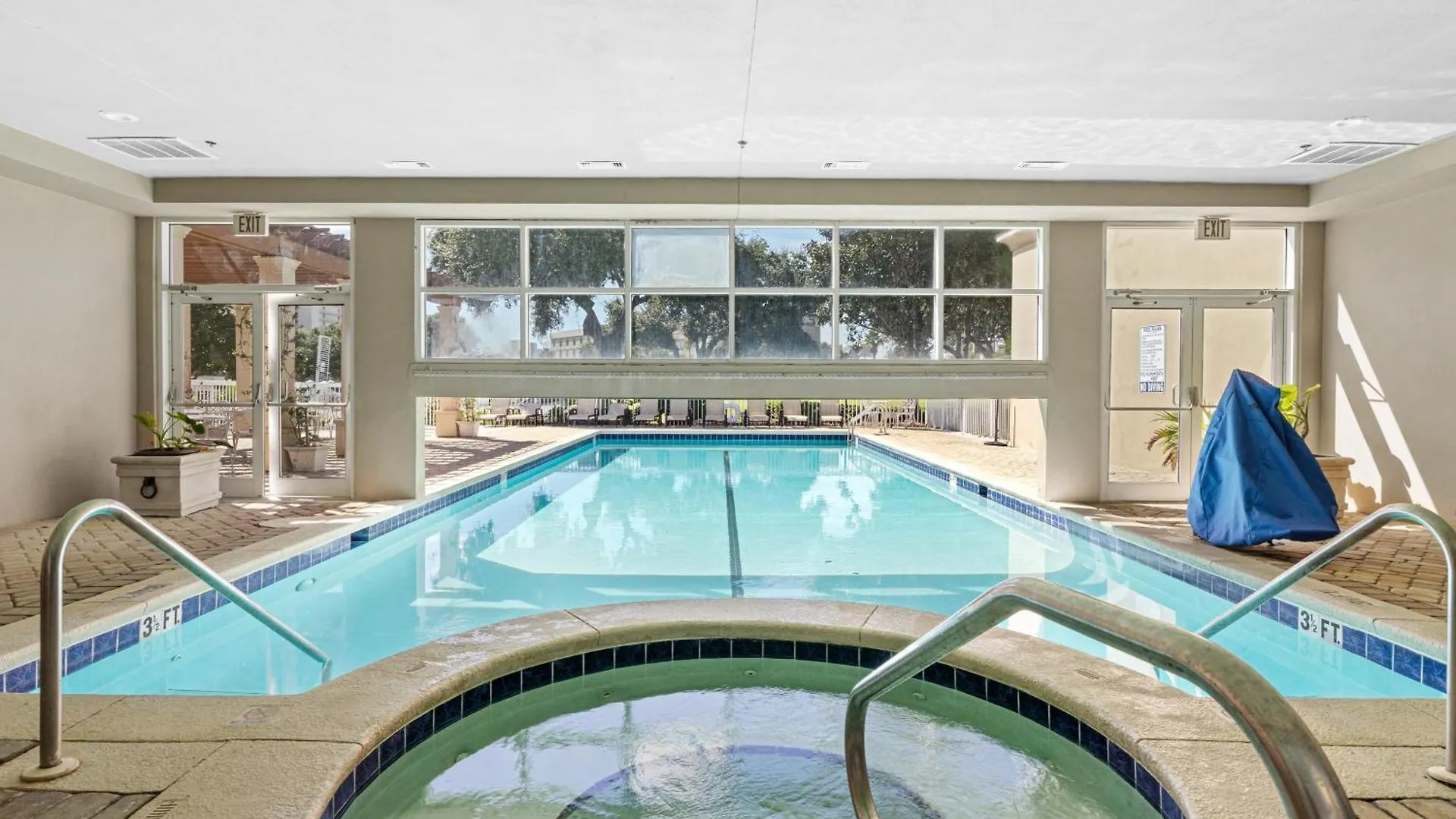 St Lucia Penthouse 2 Sleeps 12 View Tatil Evi