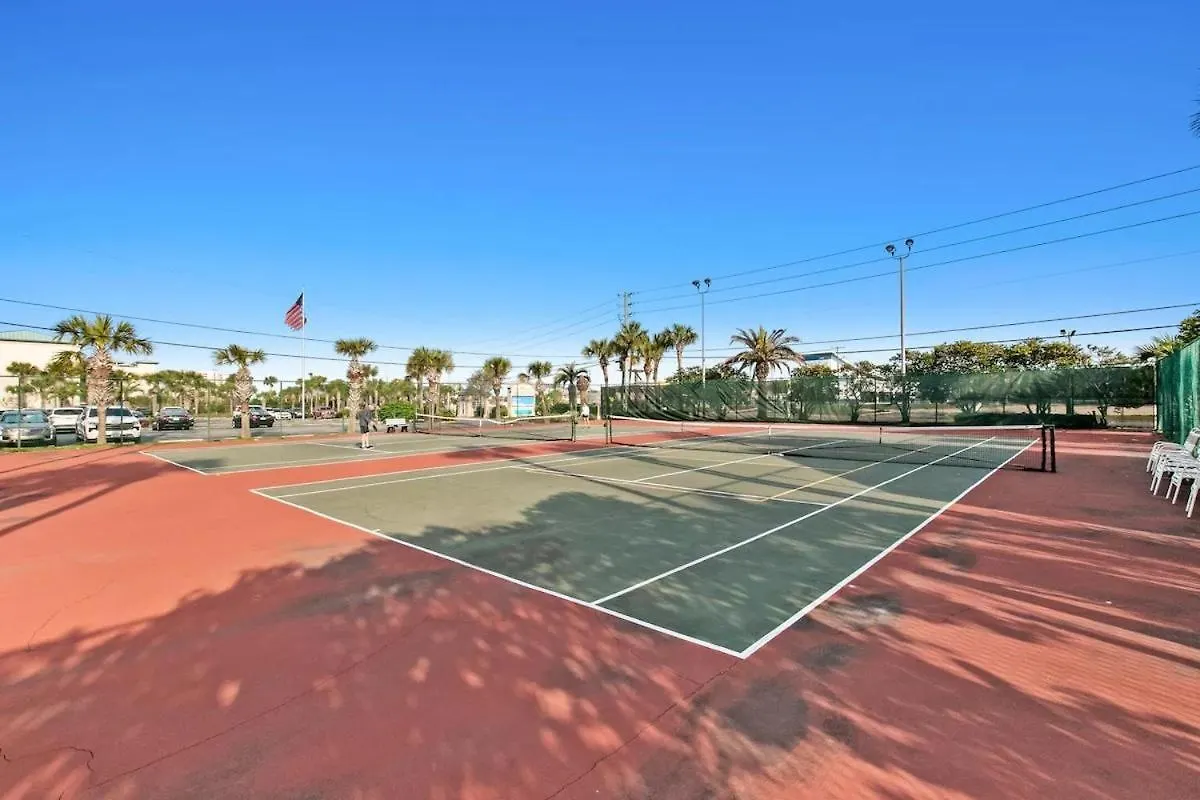 Holiday home Emerald Towers 305 *