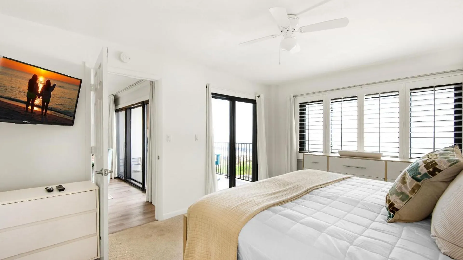 Emerald Towers 305 Holiday home *