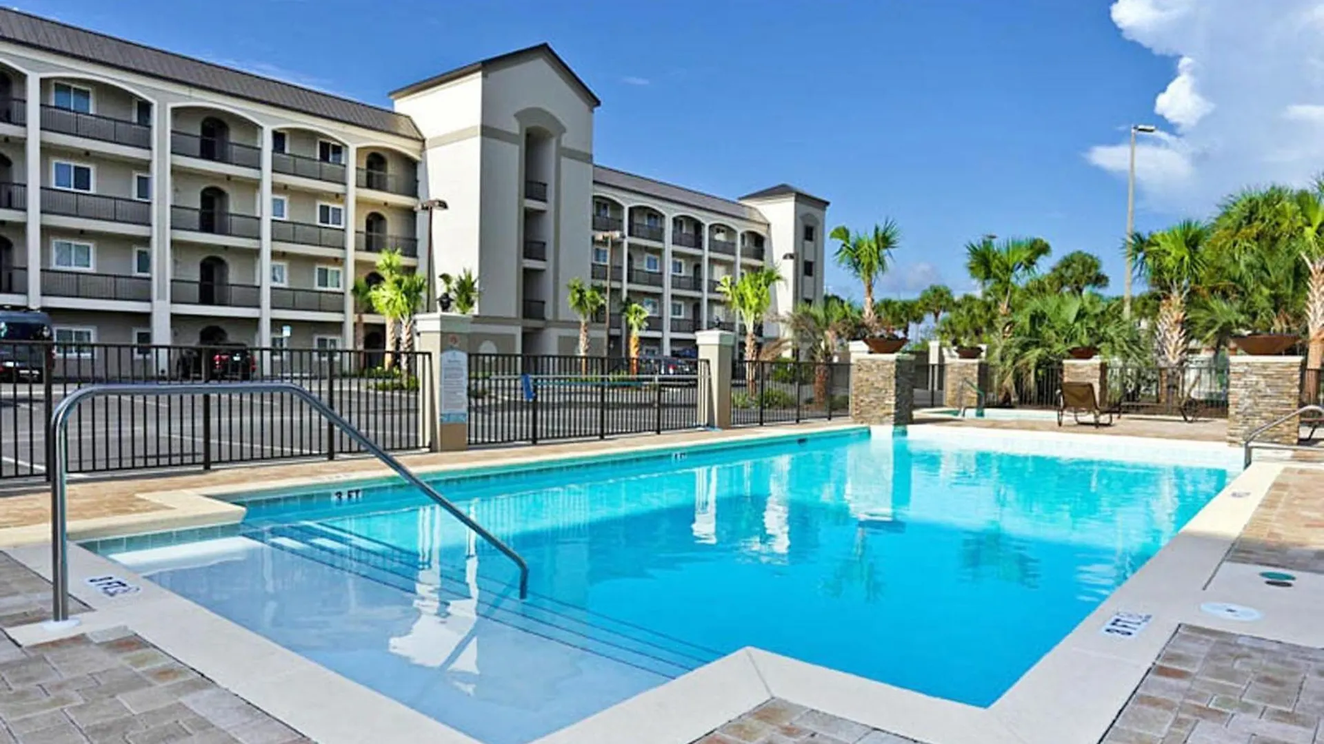 Alerio C303 * Destin