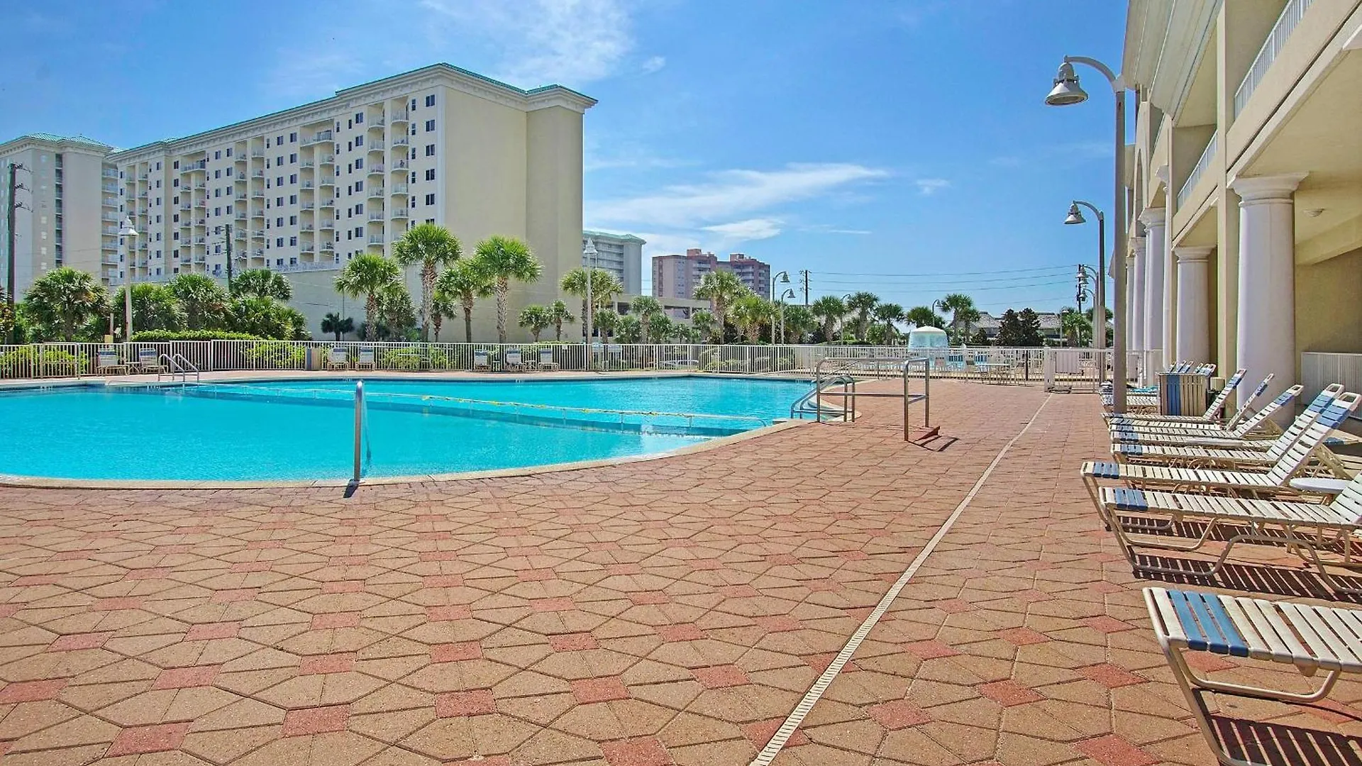 Ariel Dunes I 802 Apartment