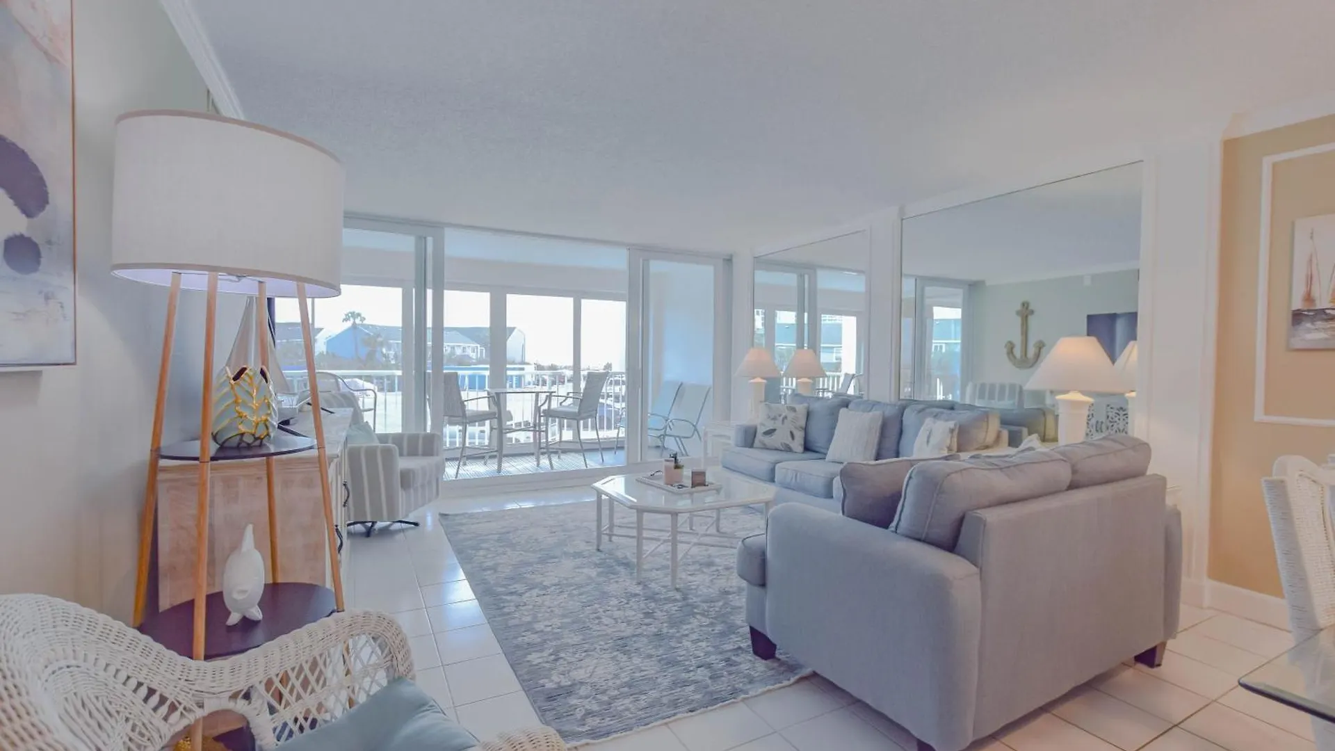 Apartment Shoreline Towers #3022 Destin