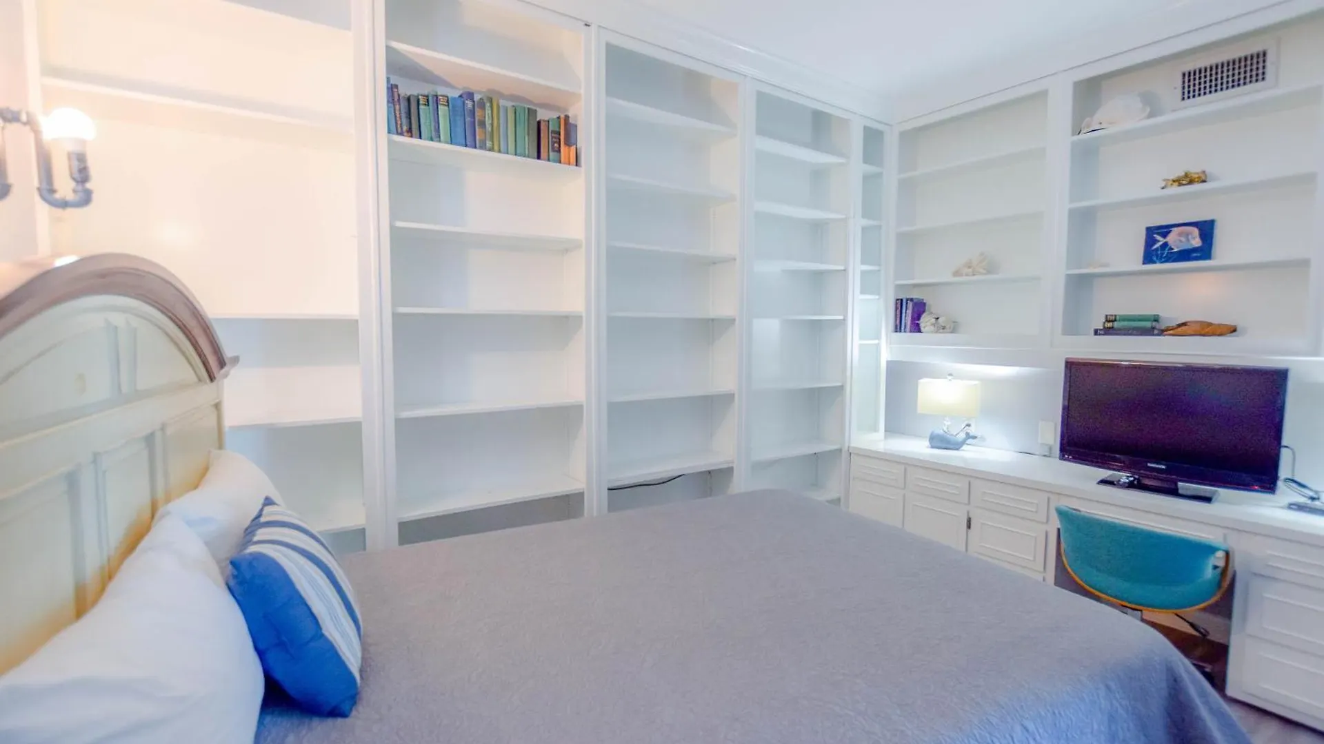 Shoreline Towers #3121 Appartamento