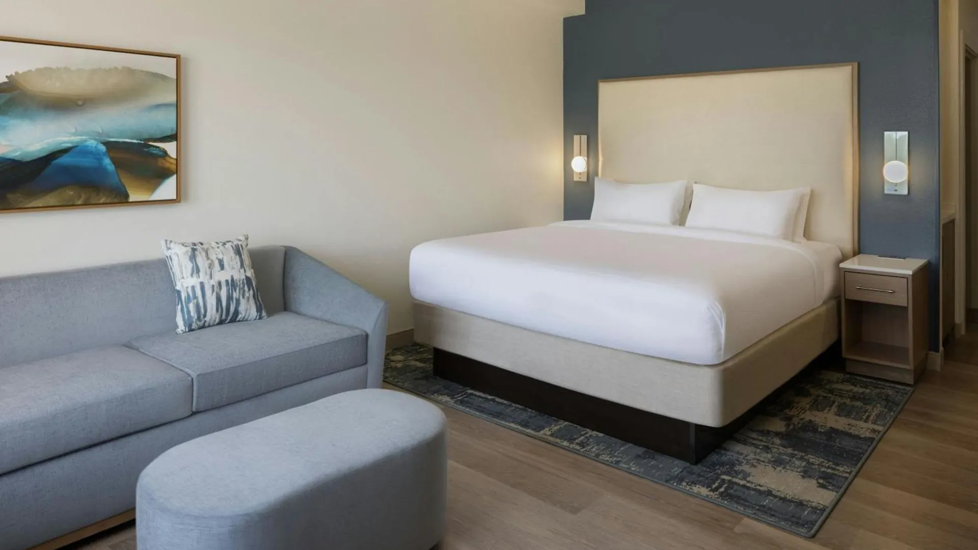 Courtyard By Marriott Sandestin At Grand Boulevard Hotel