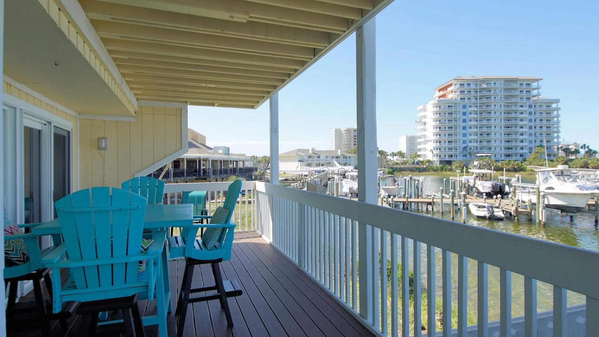 Sandpiper Cove 1230 度假居