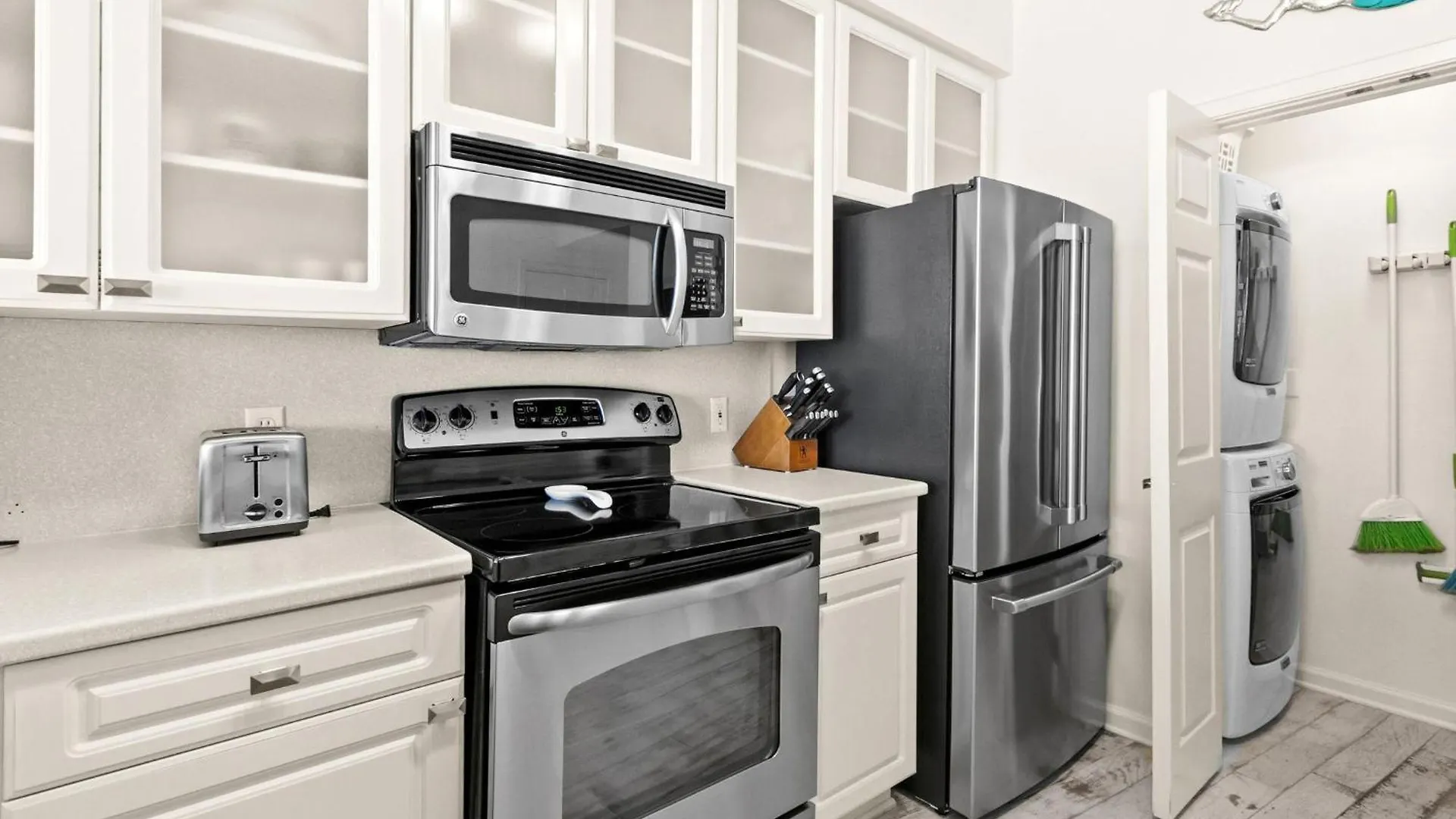 The Crescent 309