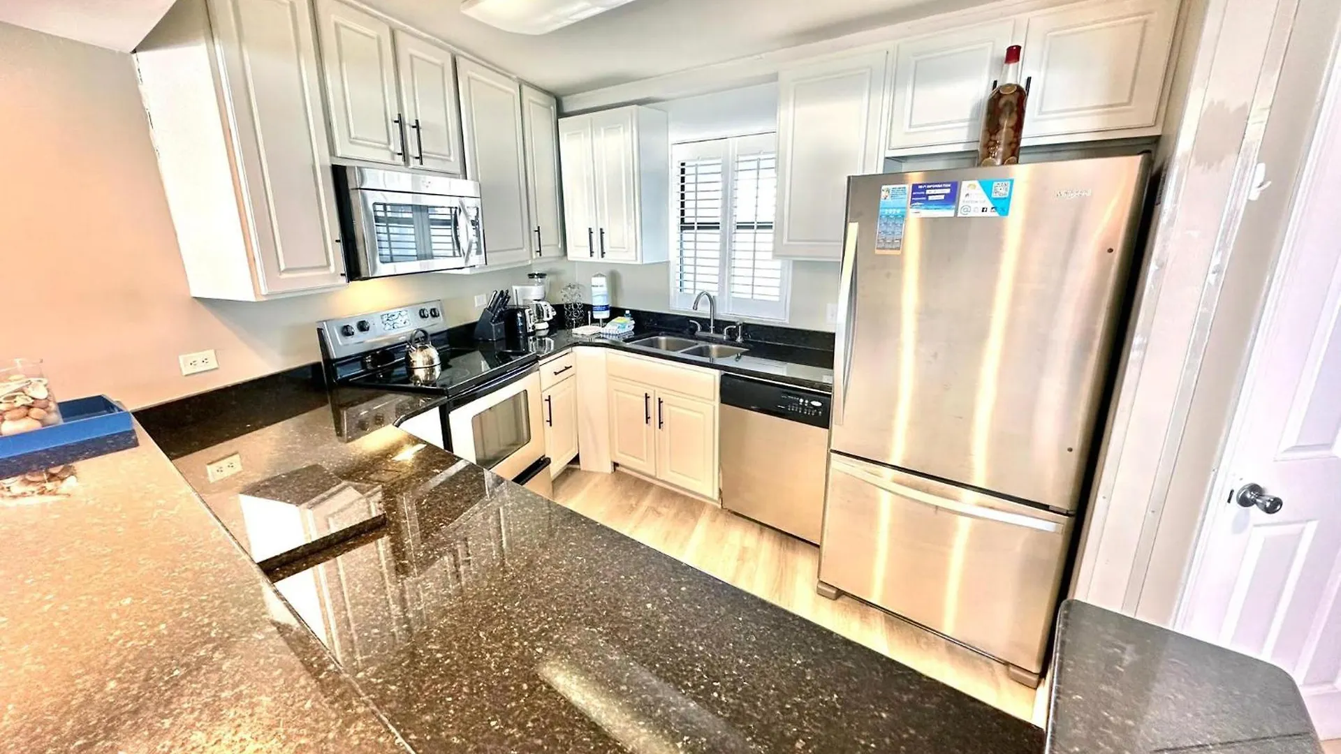 4071 Beachside One *