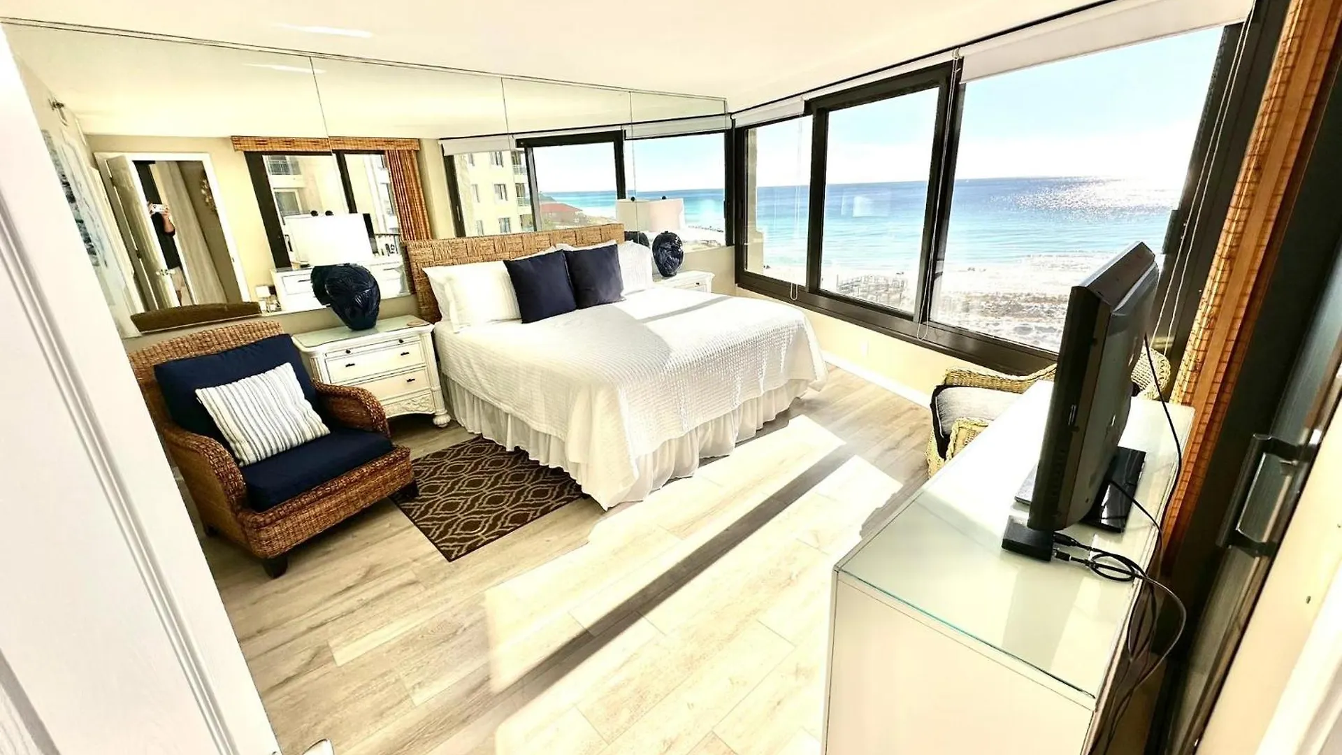 4071 Beachside One Destin