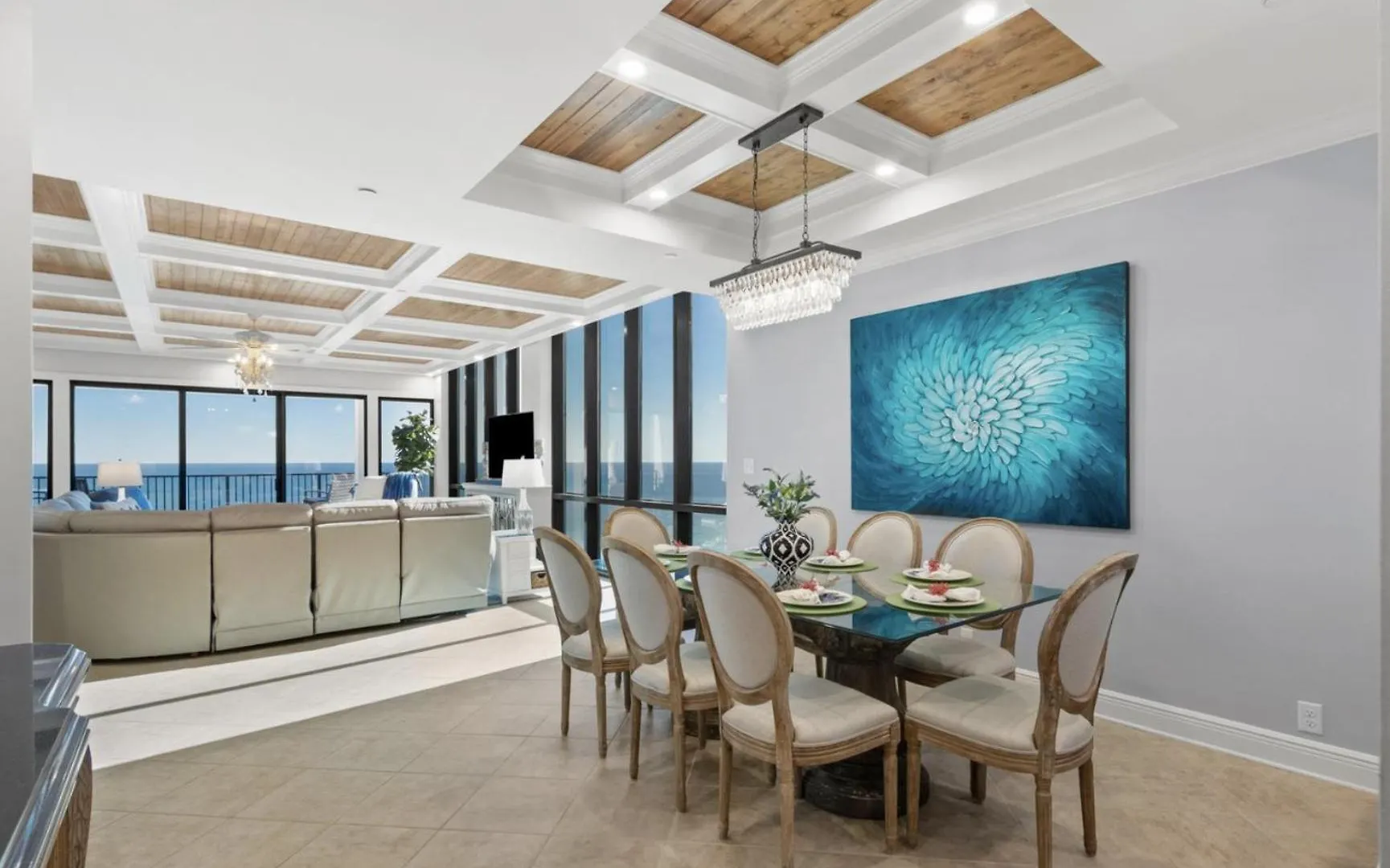 Available For Season! Amazing Gulf-front At Emerald Towers Holiday home